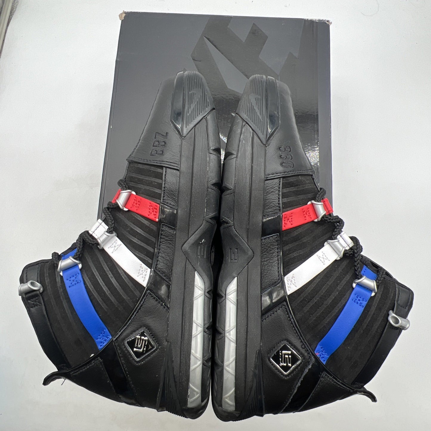 Size 9.5 - Nike Zoom LeBron 3 Retro Barbershop (DO9354-001)