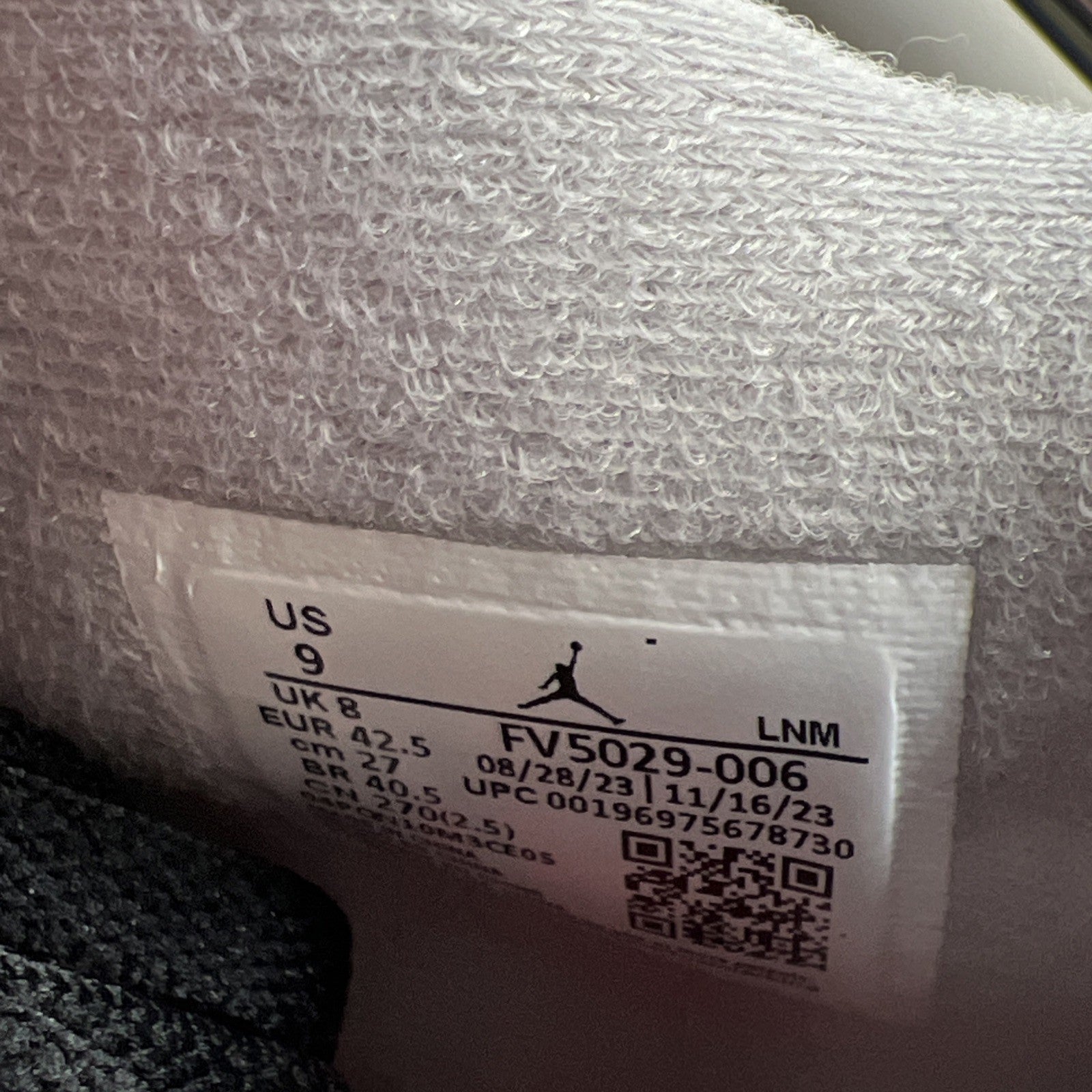 Size 8.5 - Air Jordan 5 Retro 2025 Grape (HQ7978-100)