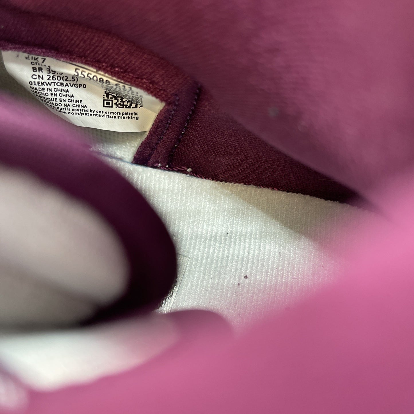 Size 8 - Air Jordan 1 Retro High OG Bordeaux (555088-611)