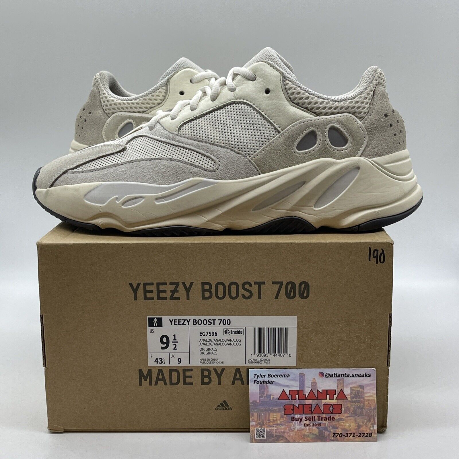 Size 9.5 - adidas Yeezy Boost 700 Low Analog (EG7596)