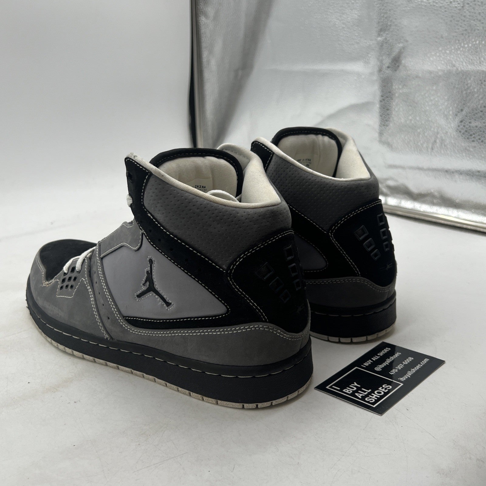 Size 10 - Jordan 1 Flight Gray - (372704-002)
