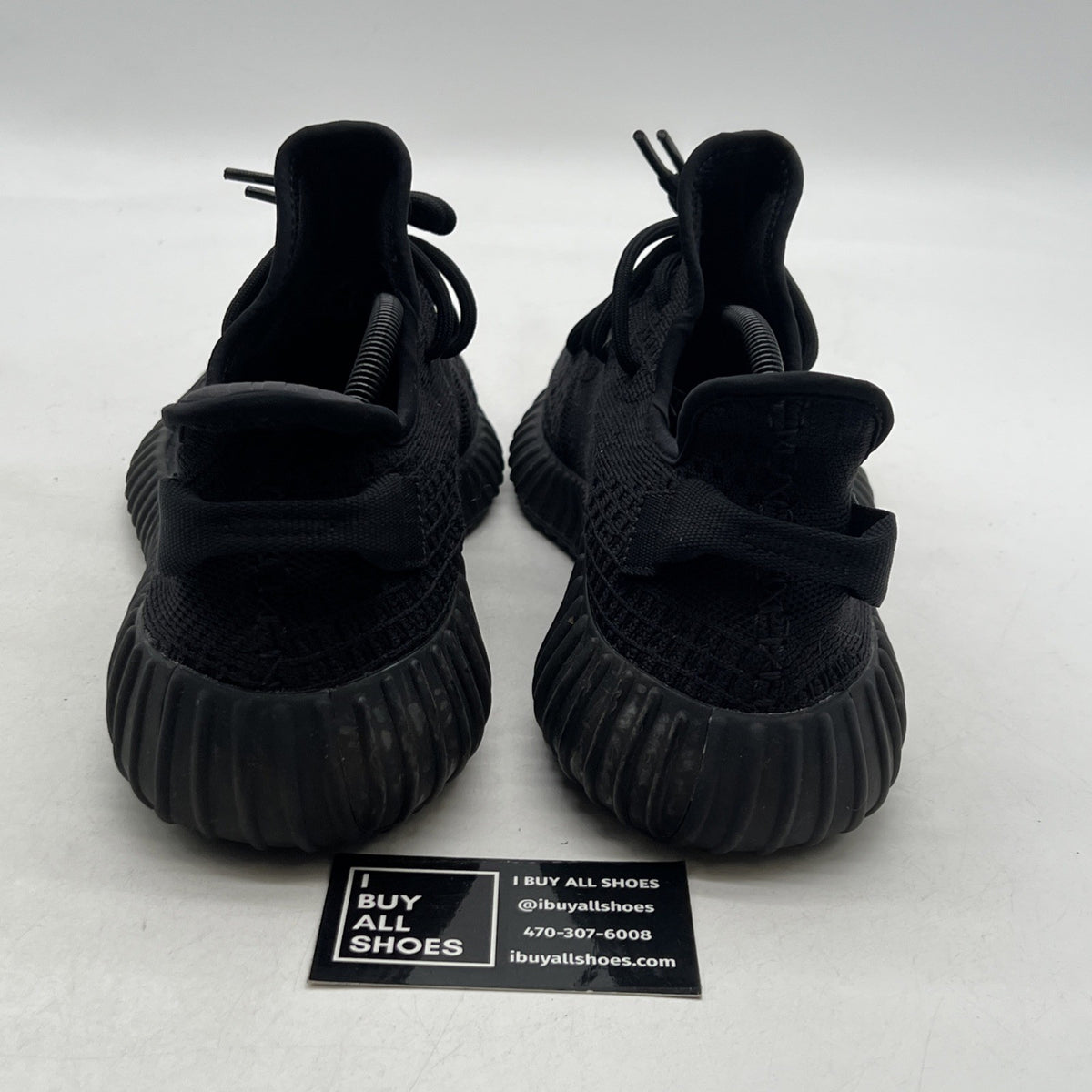 Size 11 - adidas Yeezy Boost 350 V2 Low Onyx (HQ4540)
