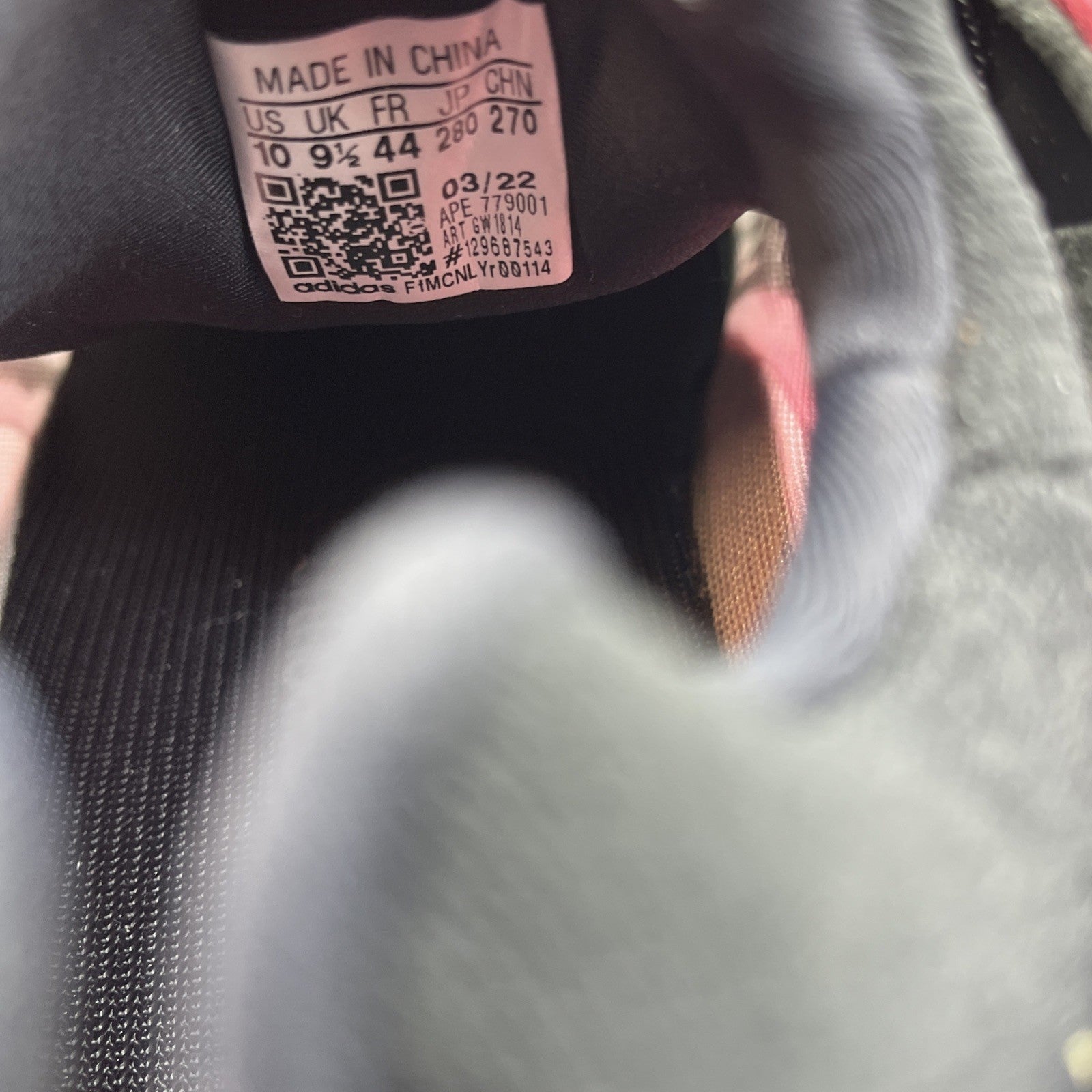 Size 10 - adidas Yeezy 700 V3 Fade Carbon Red Brown Black (GW1814)