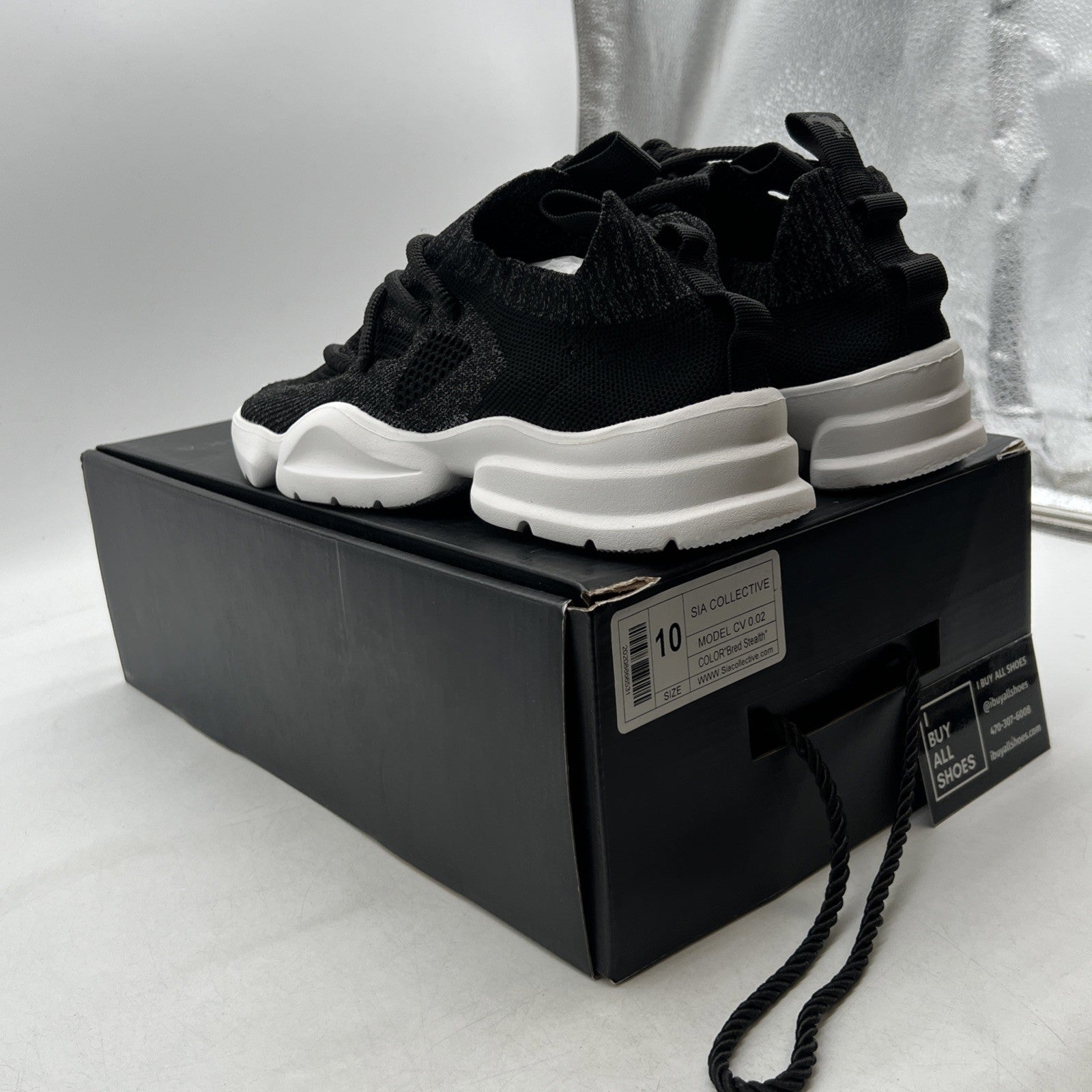 Size 10 - Sia Collective V2 "Bred Stealth”