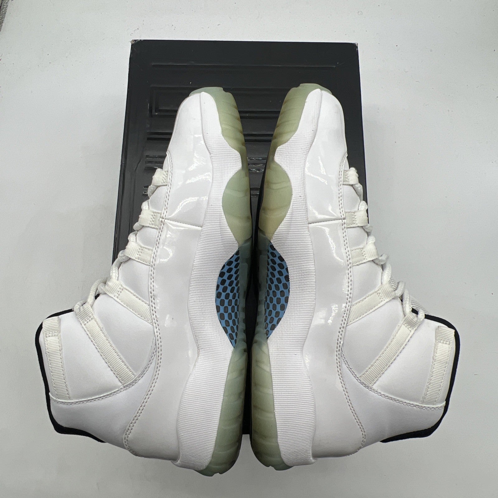 Size 9 - Air Jordan 11 Retro High Legend Blue (378037-117)