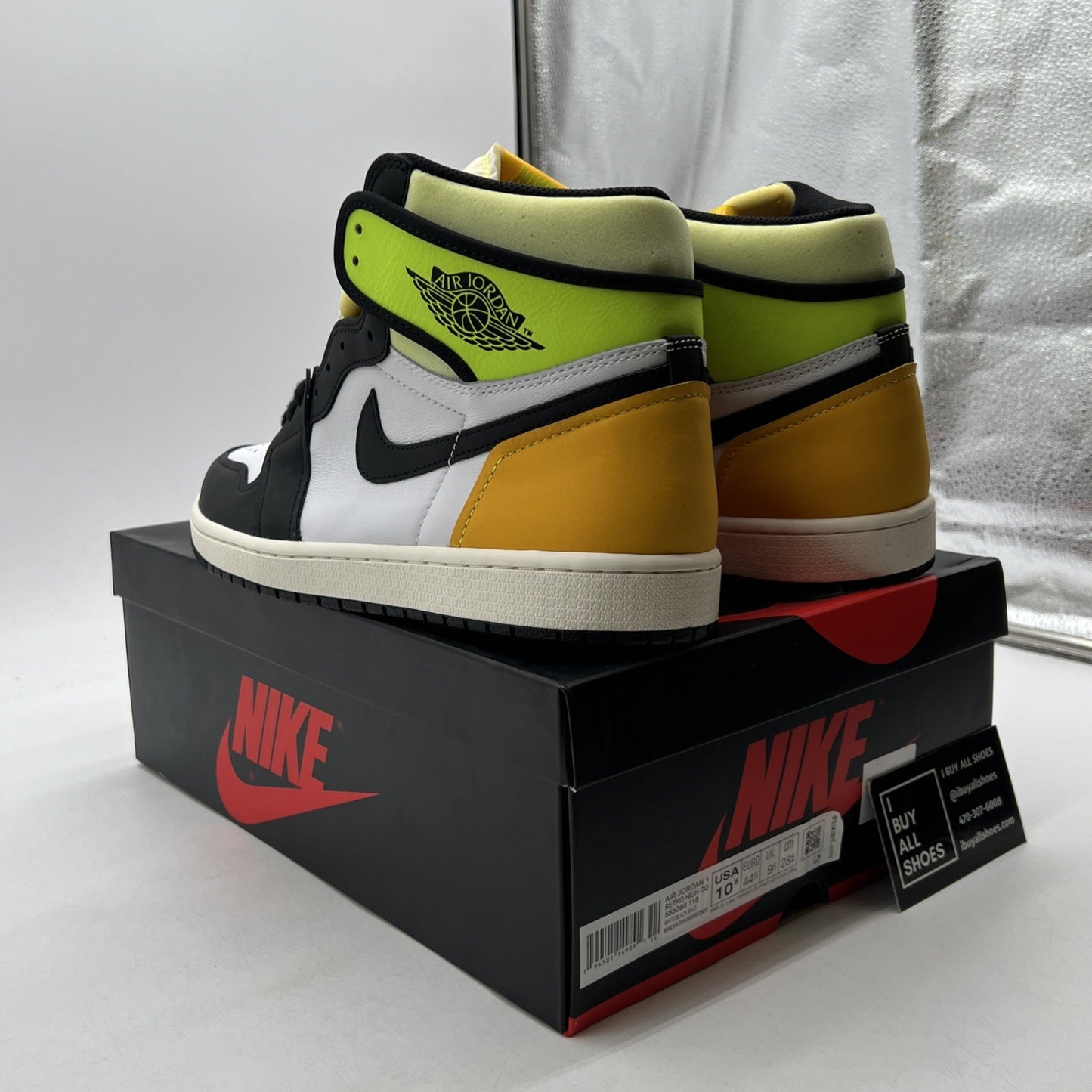 Size 10.5 - Air Jordan 1 Retro High OG Volt (555088-118)