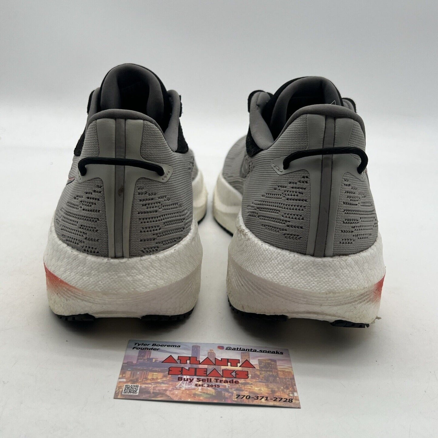 Size 12 - Saucony Triumph 21 Men's Concrete Gray Orange Running (S20881-30)