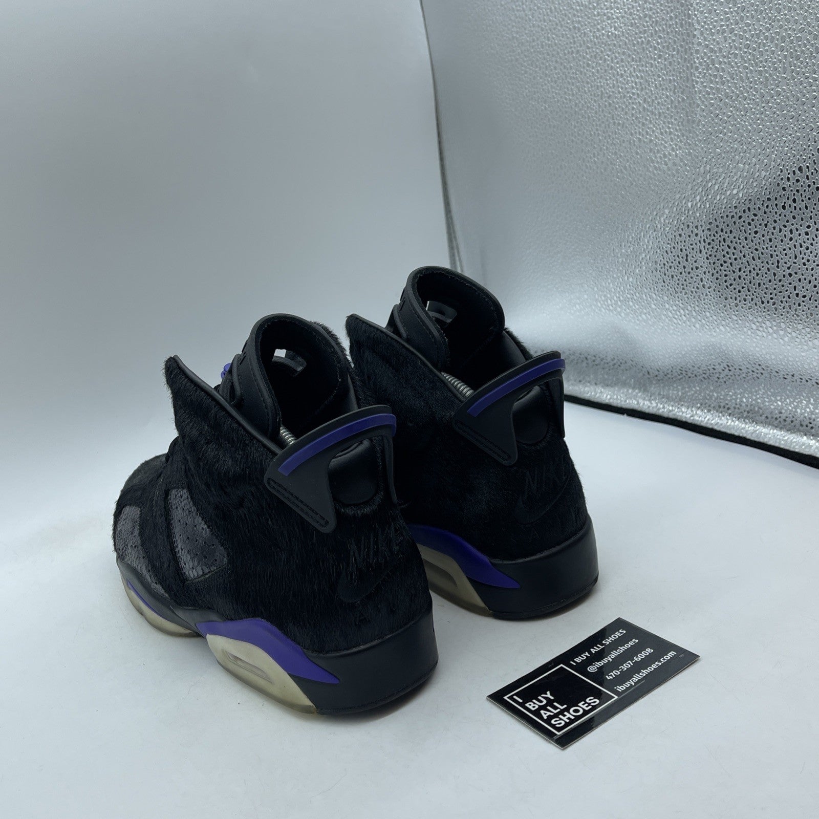 Size 9.5 - Social Status x Air Jordan 6 Retro Pony Hair Suede (AR2257-005)