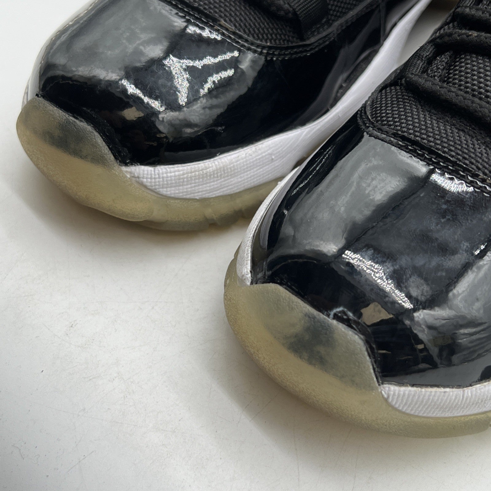 Size 9.5 - Air Jordan 11 Retro 2009 Space Jam (378037-041)