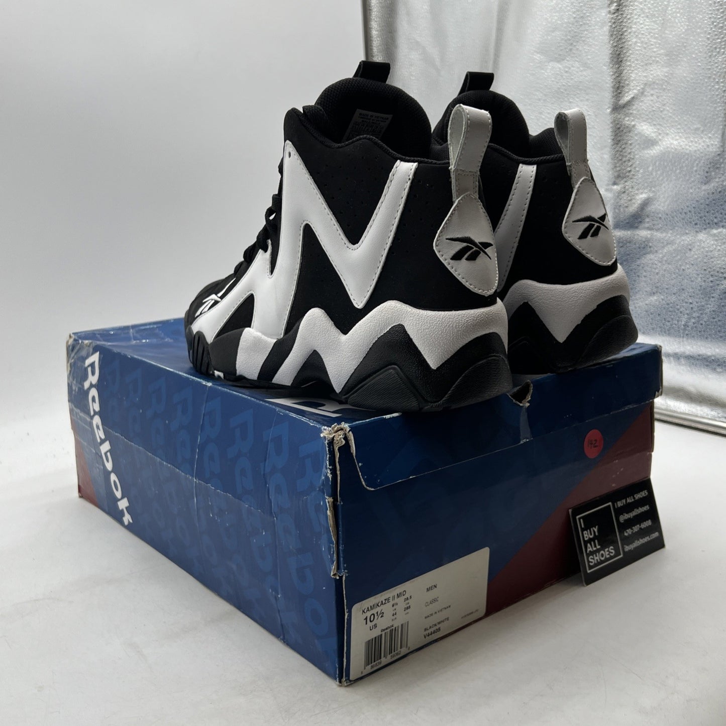 Size 10.5 - Reebok Kamikaze 2 Retro 2013 Black White (V44405)