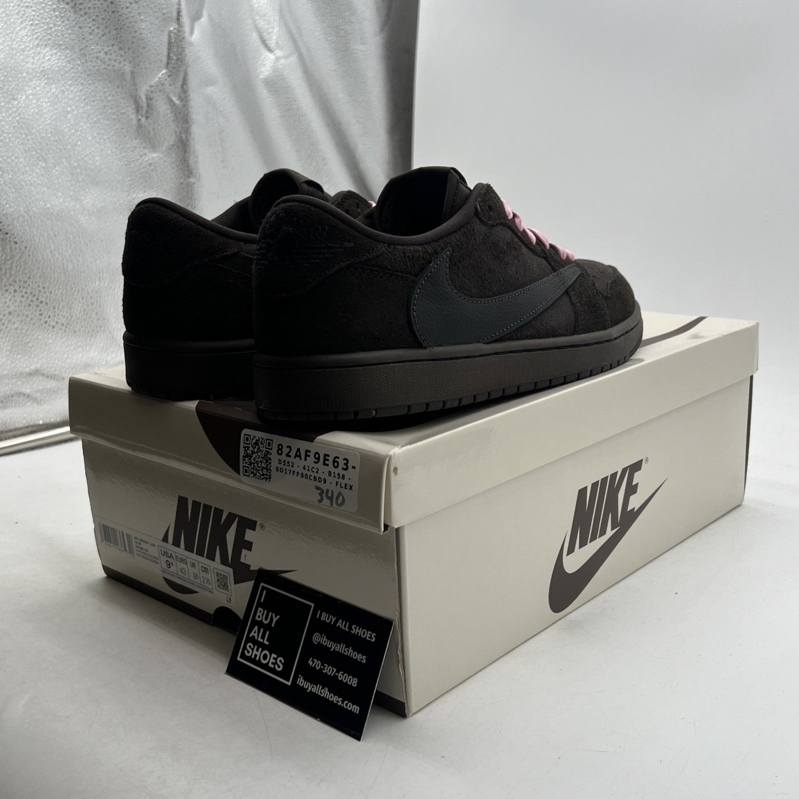 Size 9.5 - Travis Scott x Air Jordan 1 Retro OG SP Low Velvet Brown (DM7866-202)