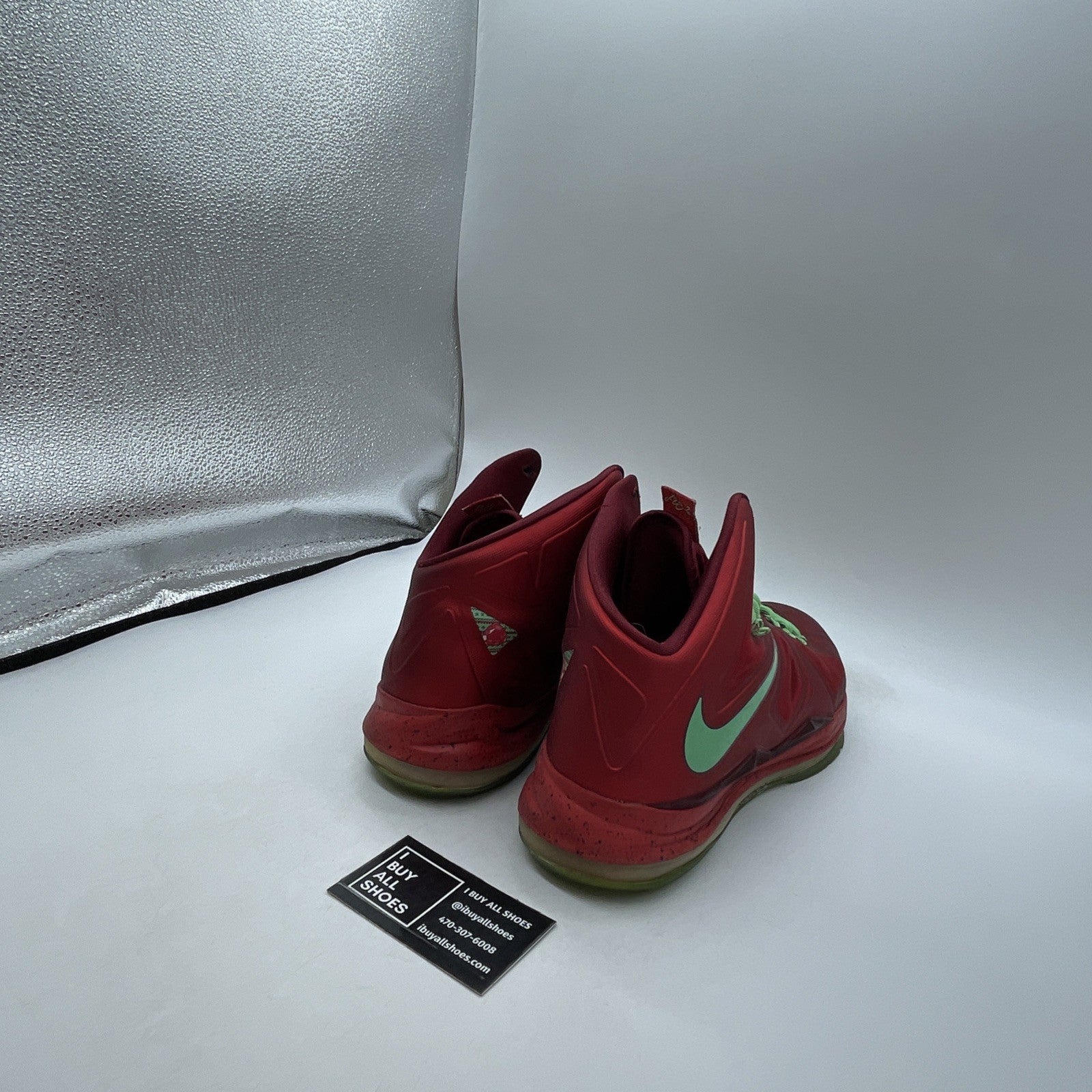 Size 10.5 - Nike LeBron 10 Christmas (541100-600)