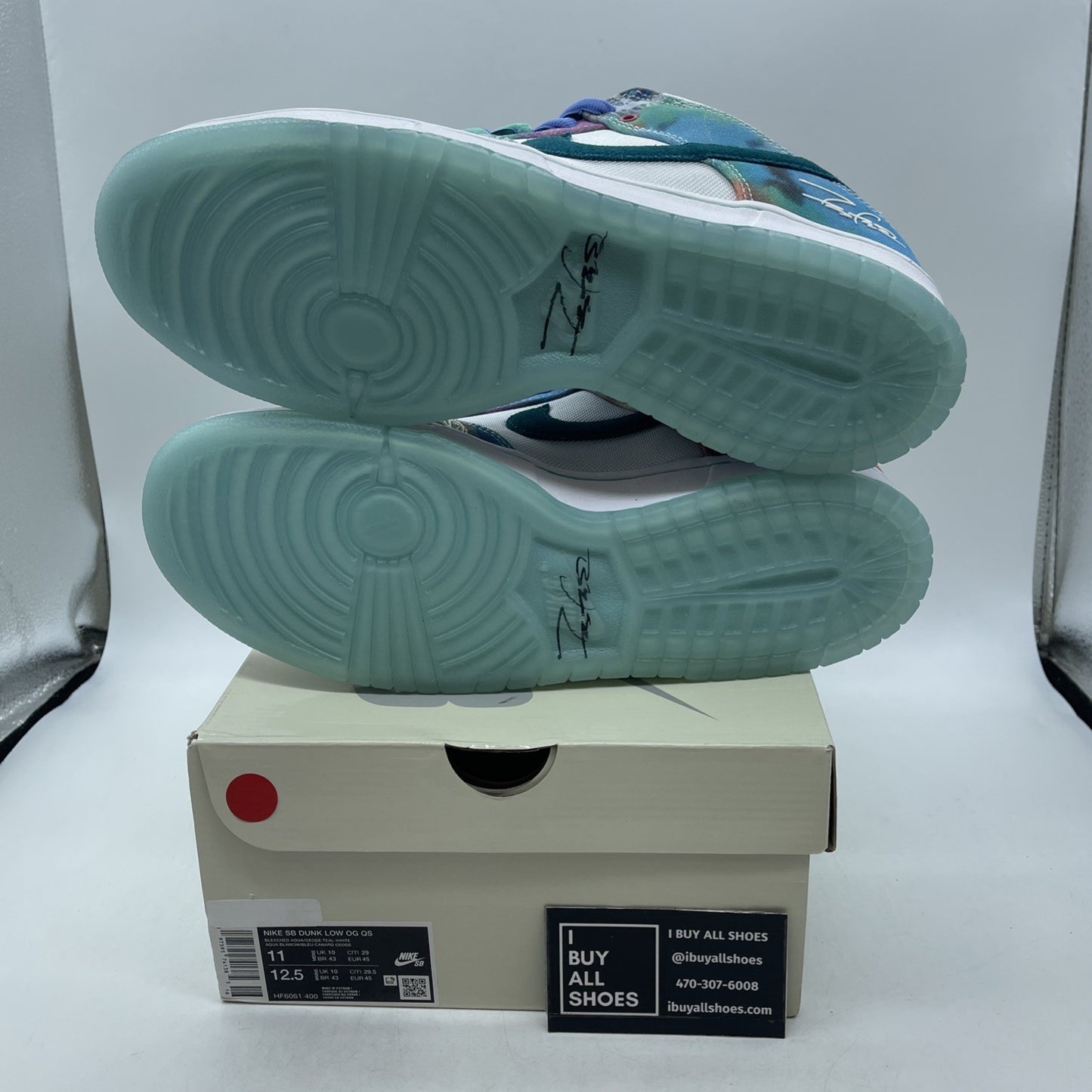 Size 11 - Futura Laboratories x Nike Dunk SB Low Bleached Aqua (HF6061-400)
