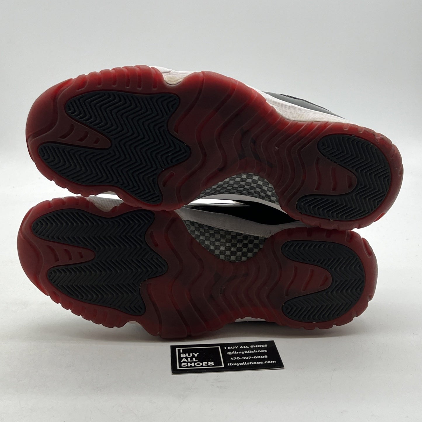 Size 11.5 - Air Jordan 11 Retro Low Concord-Bred (AV2187-160)