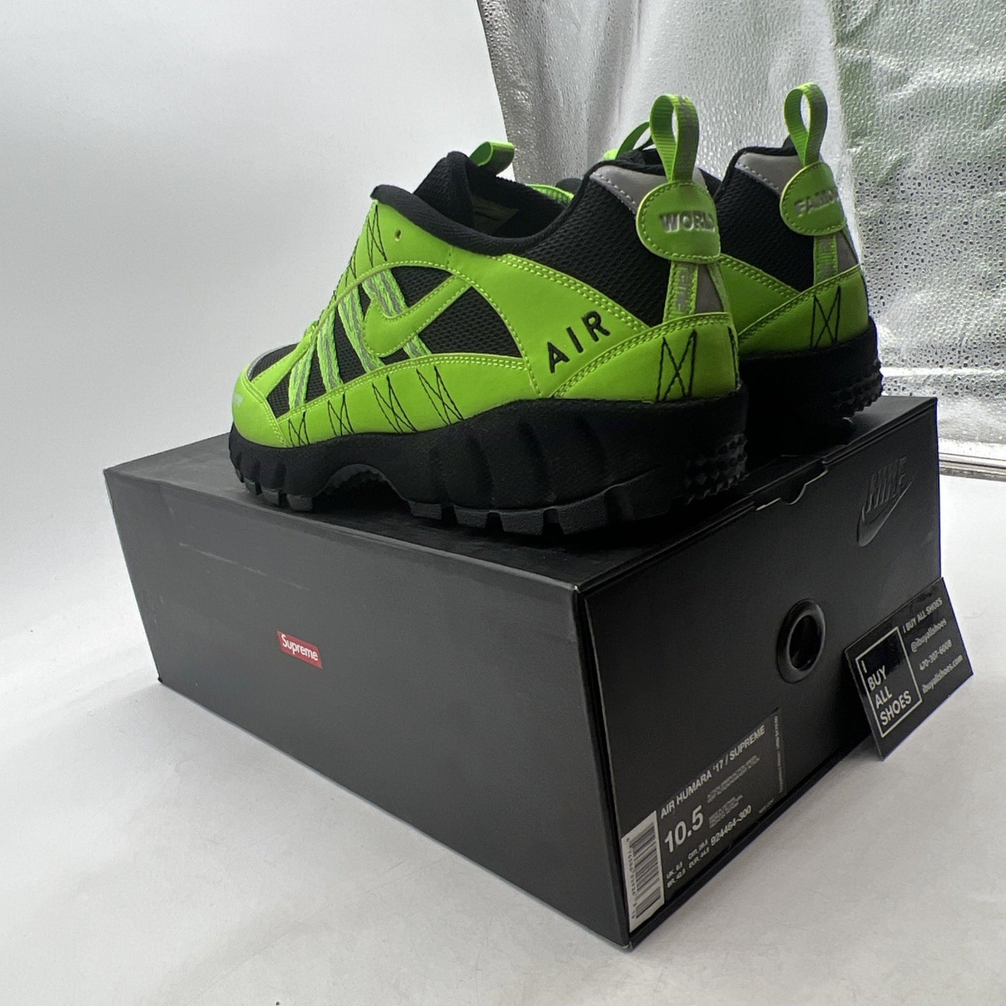 Size 10.5 - Nike Supreme x Air Humara 17 Green (924464-300)