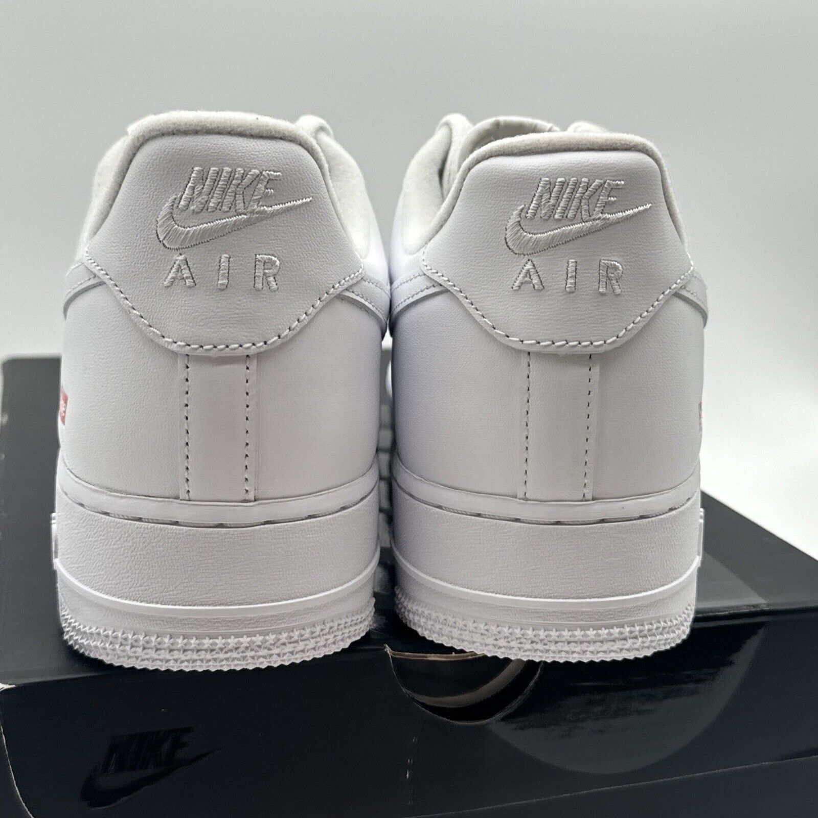 Size 9.5 - Nike Air Force 1 x Supreme Low Box Logo - White Iconic Premium lthr