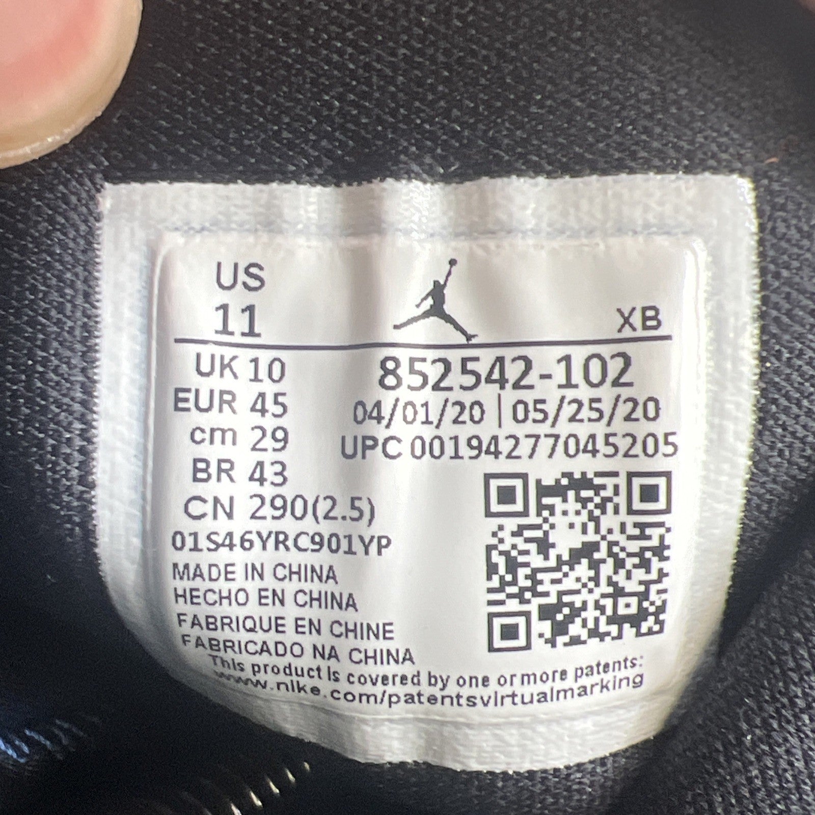 Size 11 - Air Jordan 1 SE Mid Royal Black Toe (852542-102)