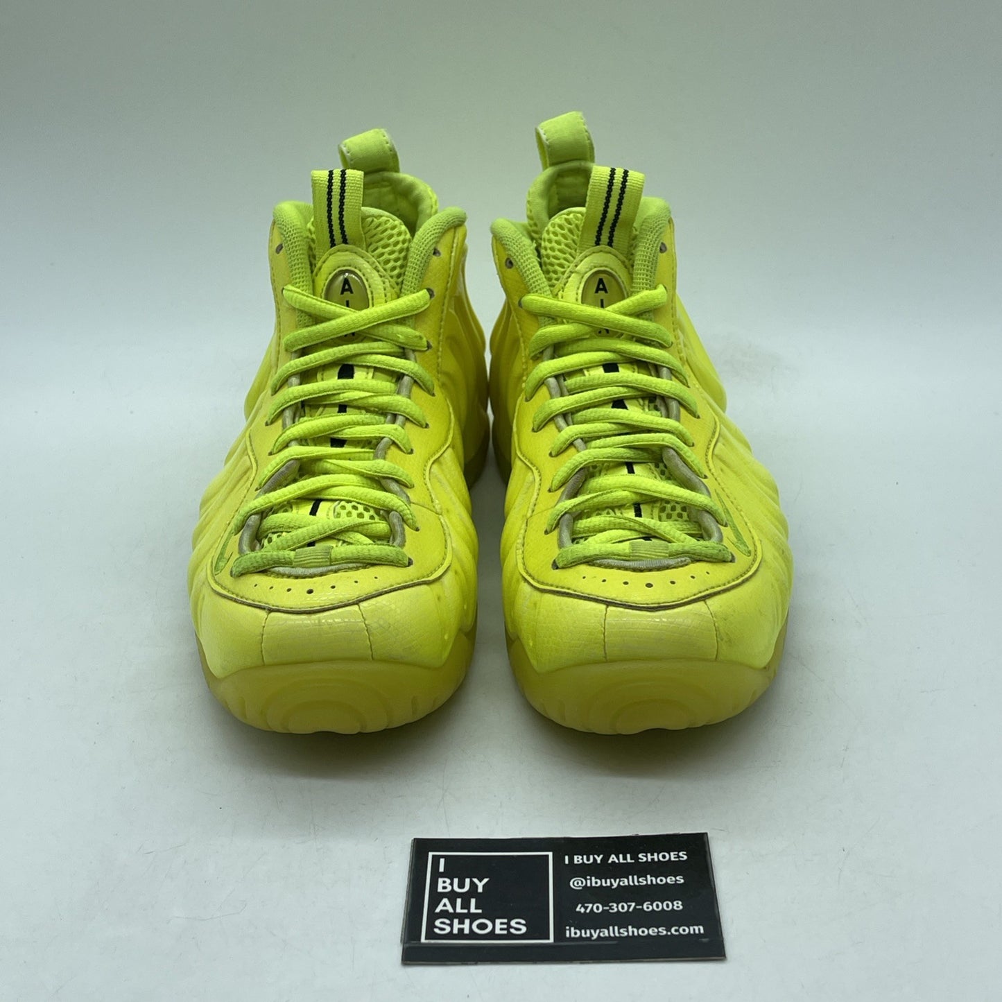Size 7.5 - Nike Air Foamposite Pro Volt 2014 (624041-700)