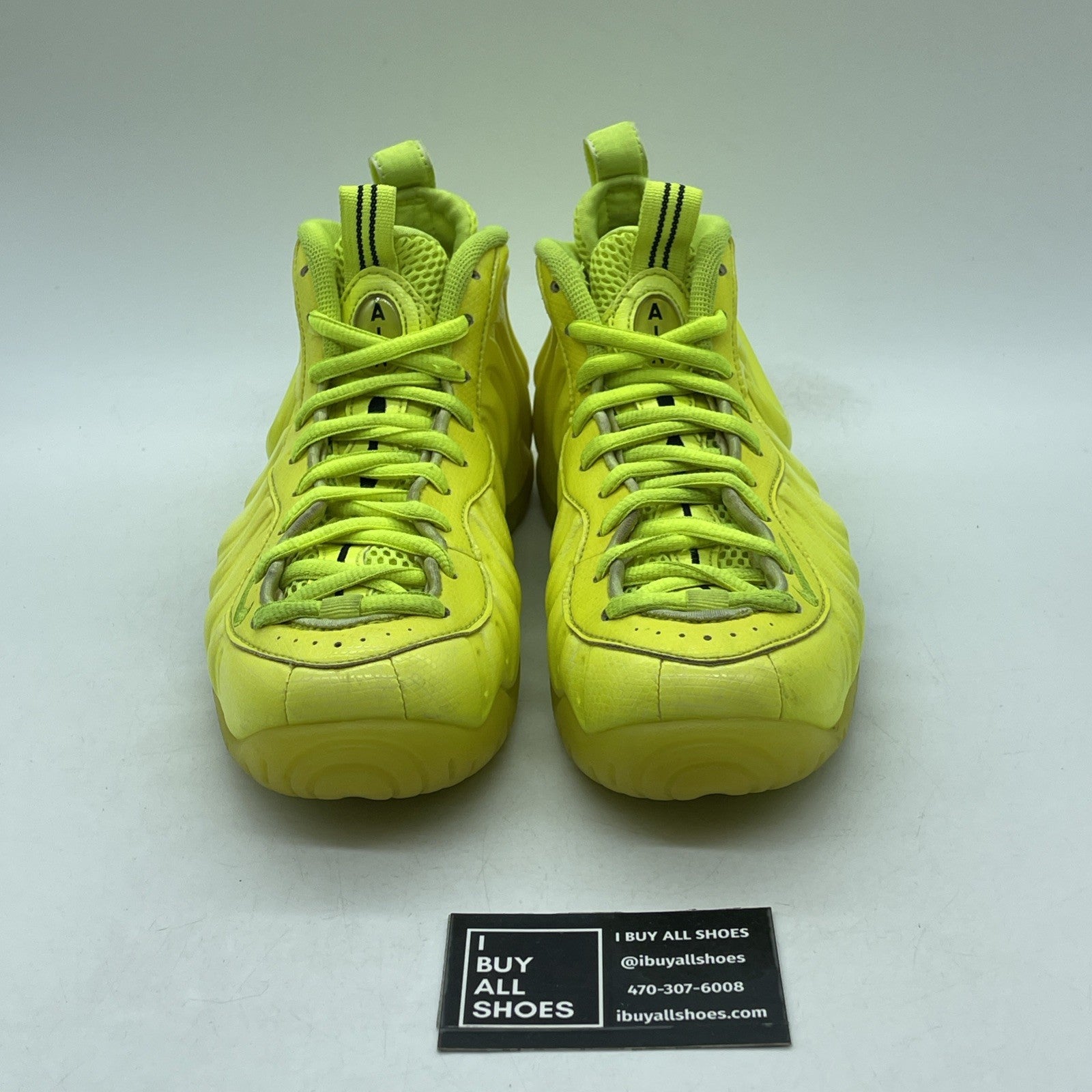 Size 7.5 - Nike Air Foamposite Pro Volt 2014 (624041-700)