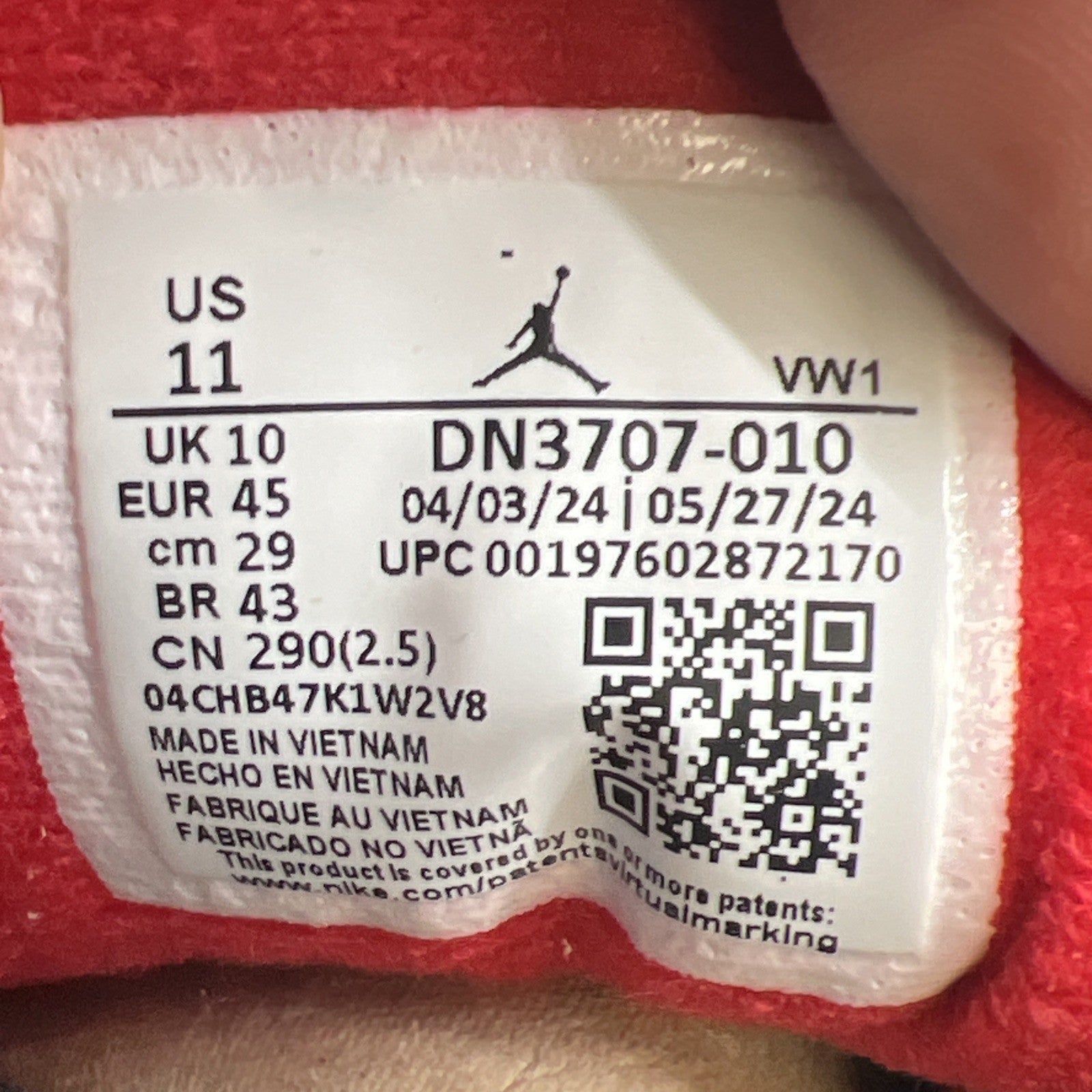 Size 11 - Air Jordan 3 Retro OG 2024 Black Cement (DN3707-010)