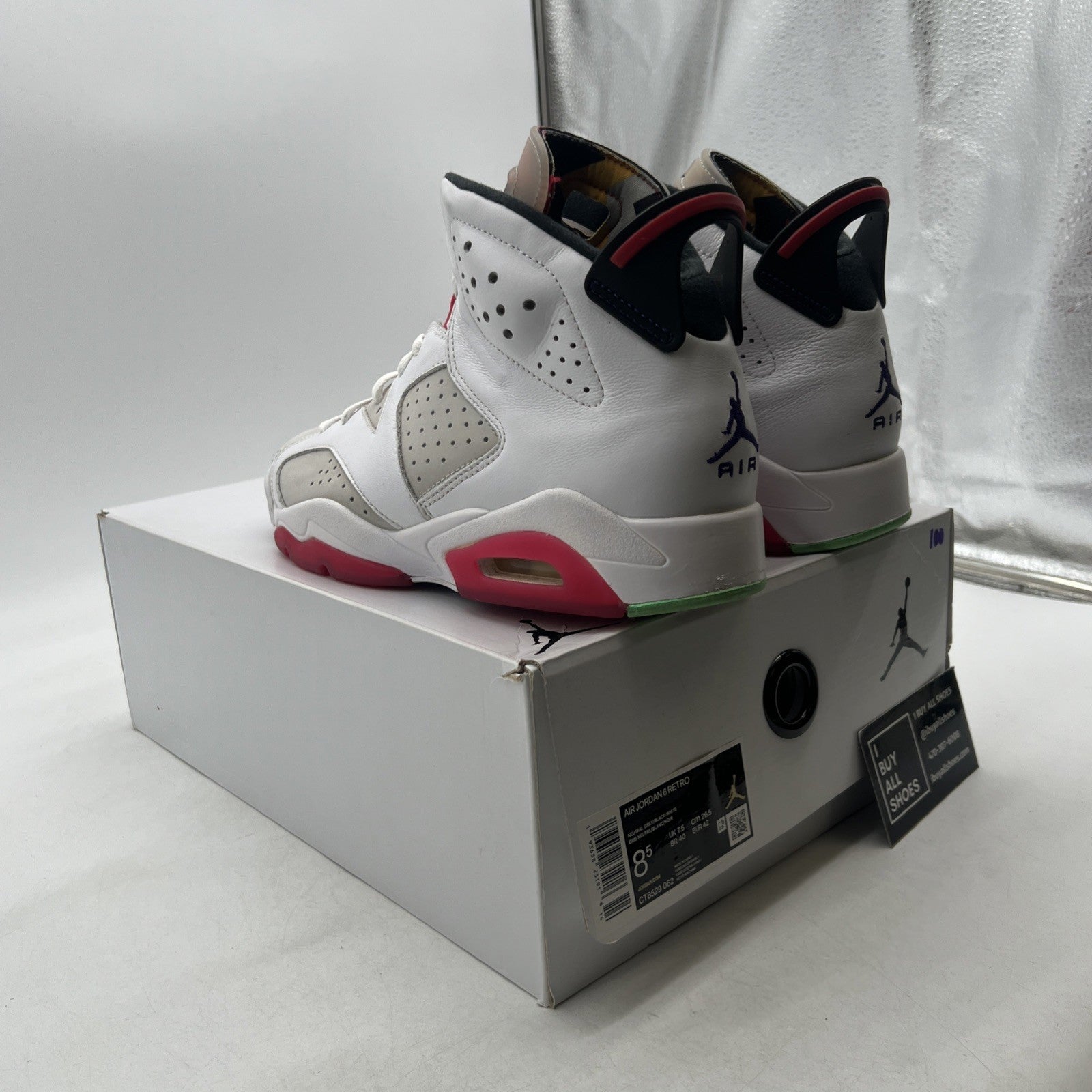 Size 8.5 - Air Jordan 6 Retro Hare (CT8529-062)
