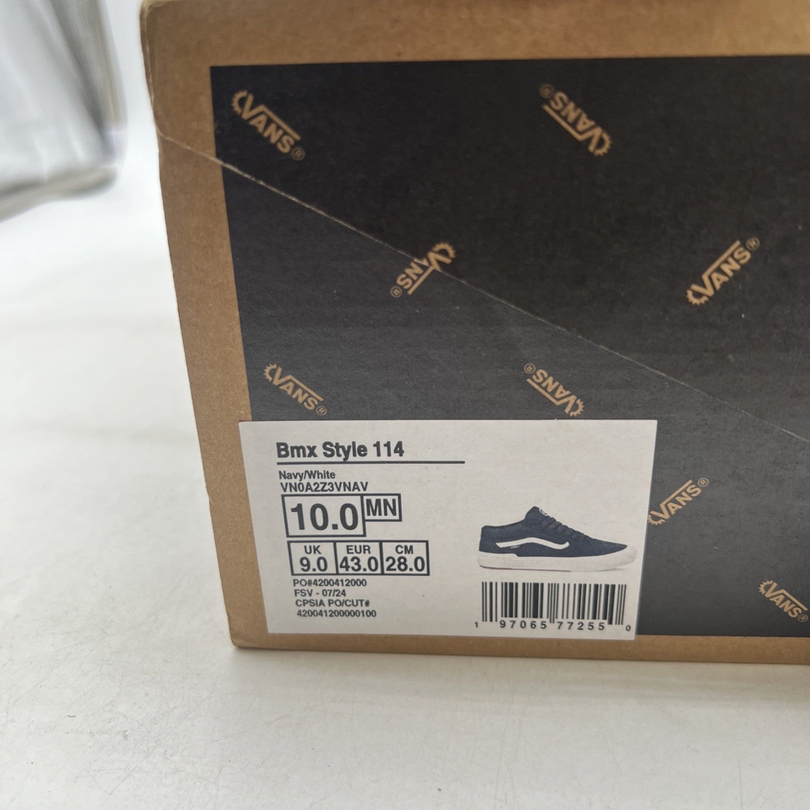 Size 10 - Vans Skate Rowan Gum Iconic Shoes shoes Navy/White (VN0A2Z3VNAV)