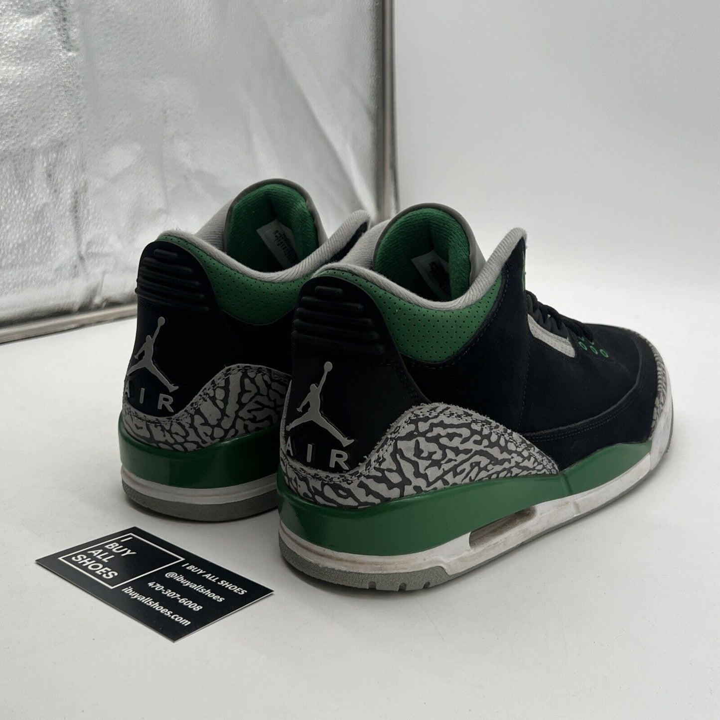 Size 9.5 - Air Jordan 3 Retro Mid Pine Green (CT8532-030)