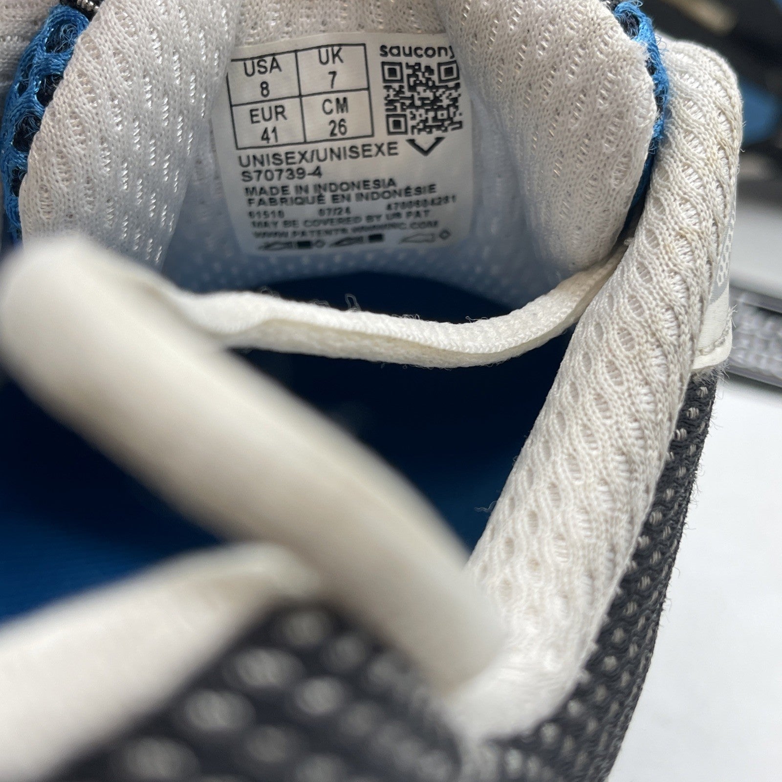 Size 10 - Saucony Progrid Omni 9 OG Royal Silver (S70739-4)