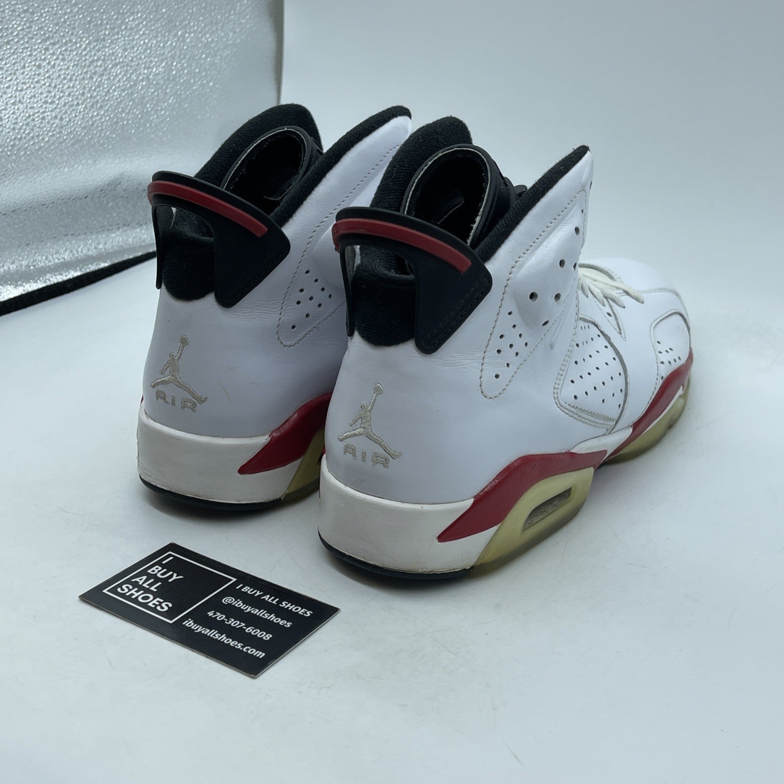 Size 10.5 - Air Jordan 6 Retro Bulls White Red Suede Leather (384664-102)