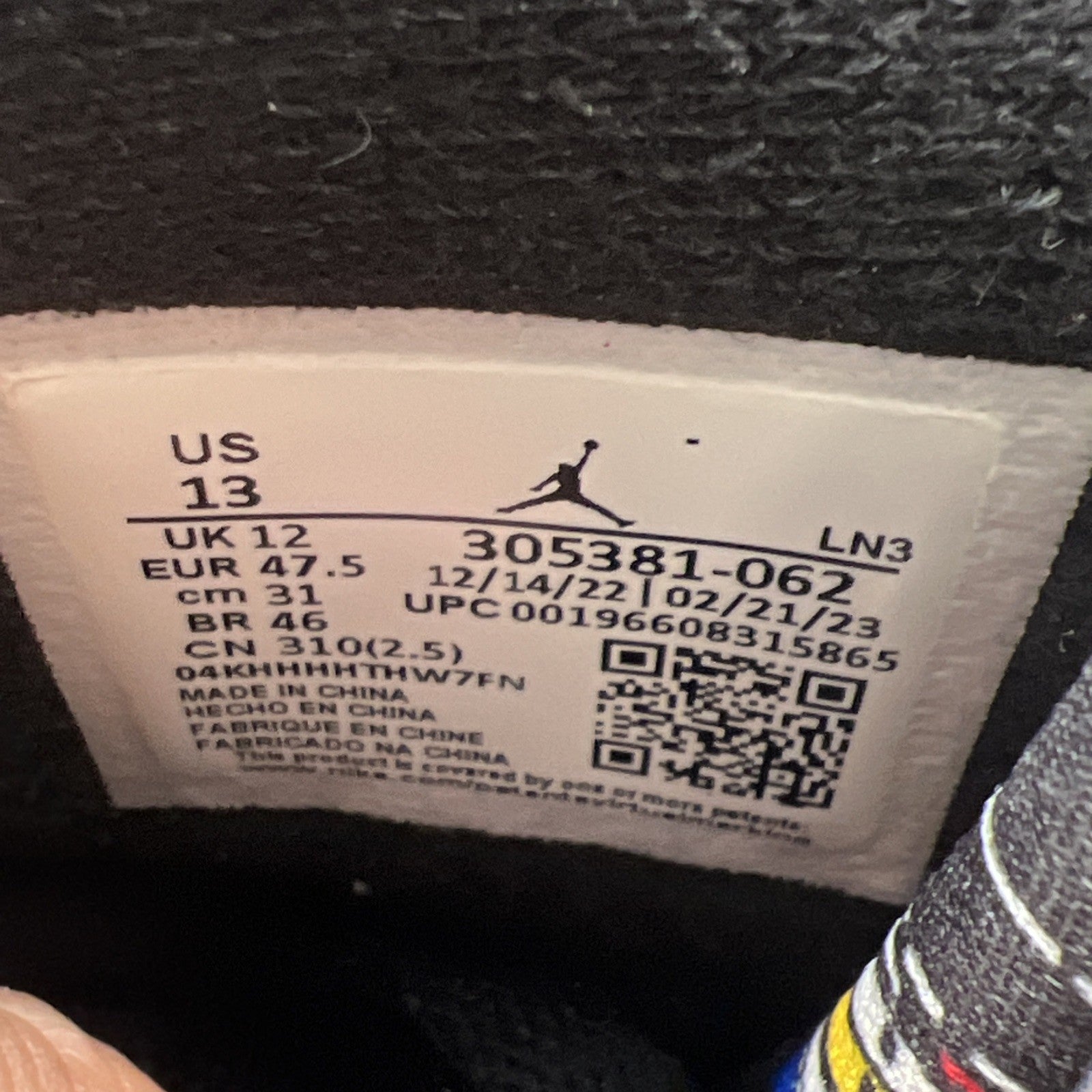 Size 13 - Air Jordan 8 Retro Mid Playoff (305381-062)