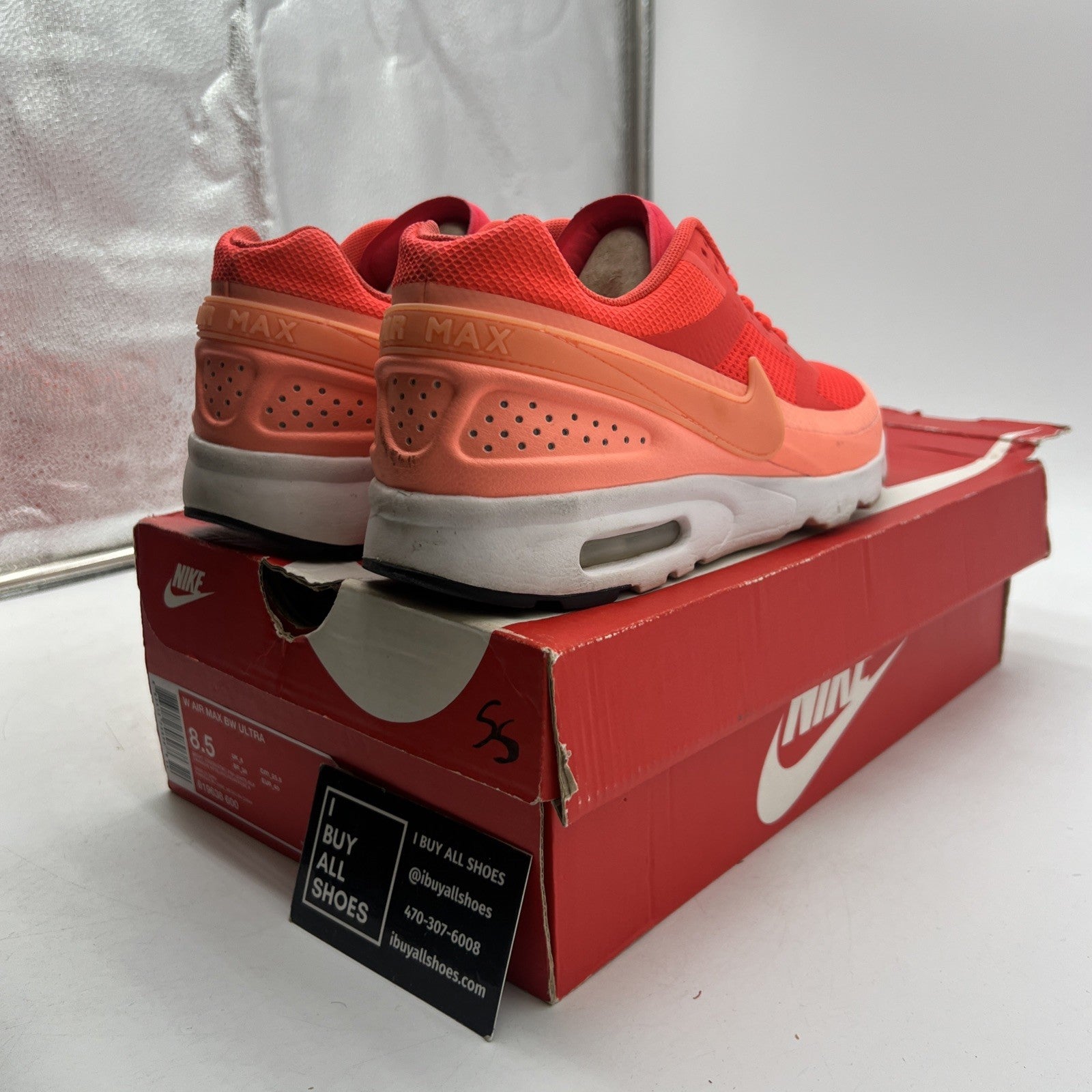 Size 8.5 - Nike Air Max Ultra BW Bright Crimson Atomic Pink W (819638-600)