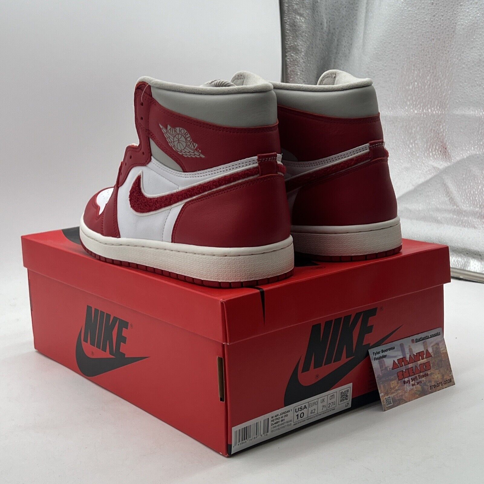 Size 10 - Air Jordan 1 OG High Newstalgia Chenille W (DJ4891-061)