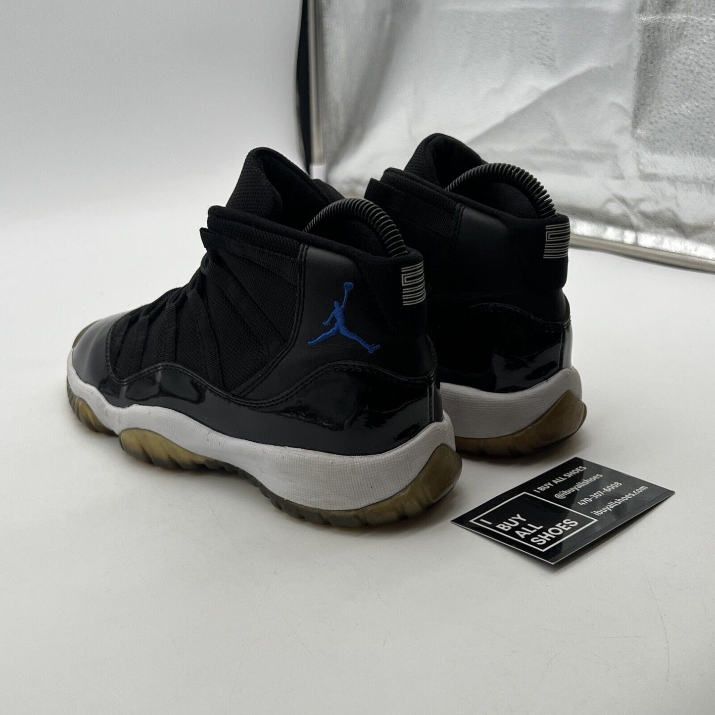 Size 4 - Air Jordan 11 Retro 2009 Space Jam (378037-041)