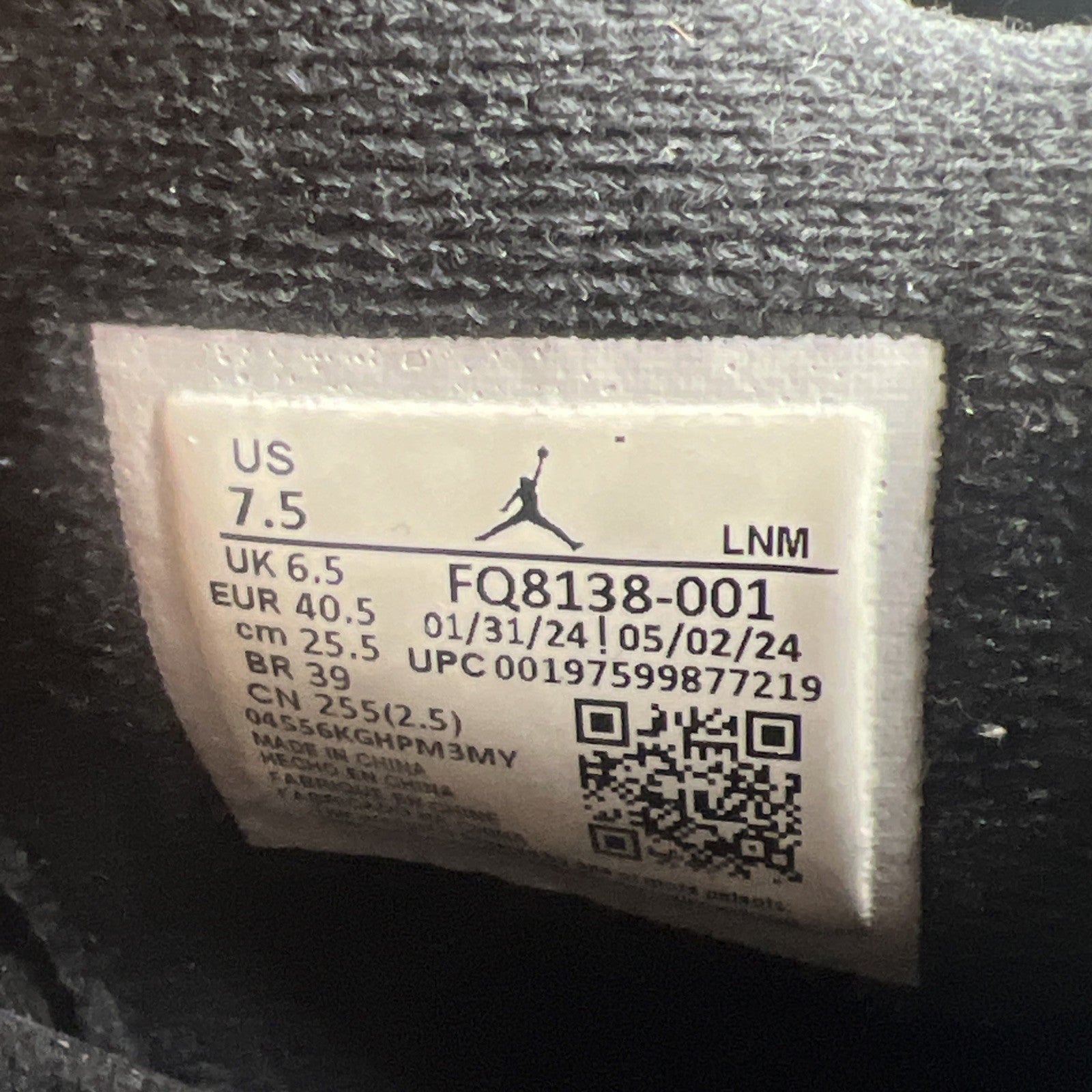 Size 7.5 - Air Jordan 4 Retro White Thunder (FQ8138-001)