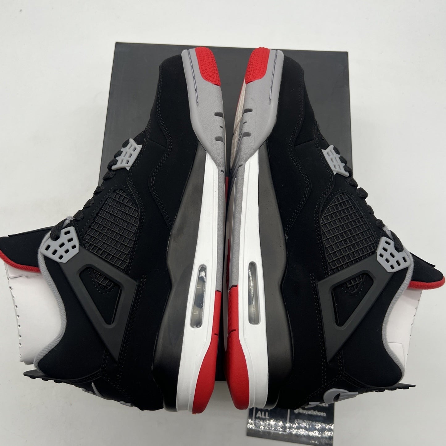 Size 9.5 - Air Jordan 4 Retro OG Mid Bred 2019 (308497-060)