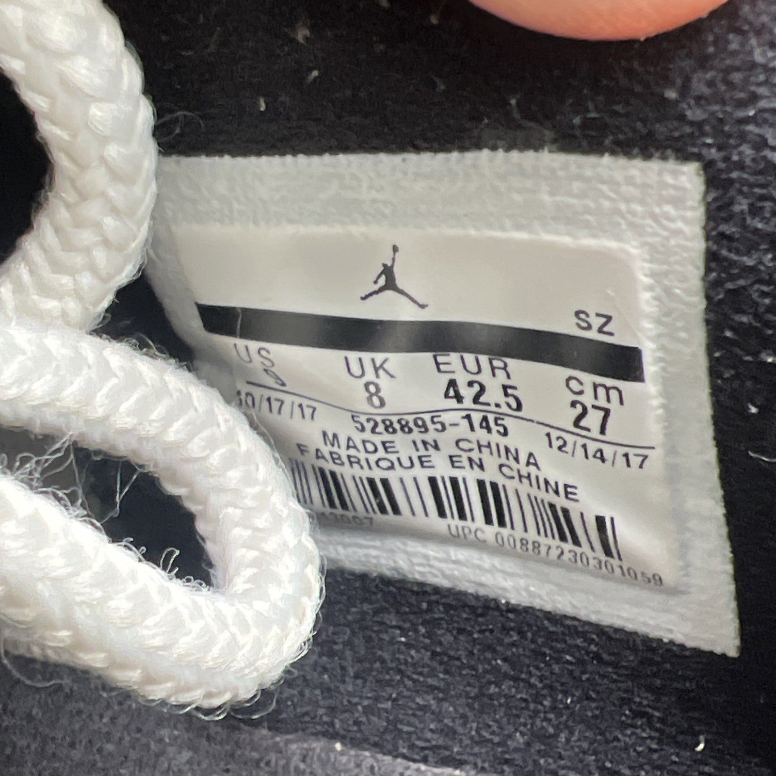 Size 9 - Air Jordan 11 Retro Low Emerald (DH6933-100)