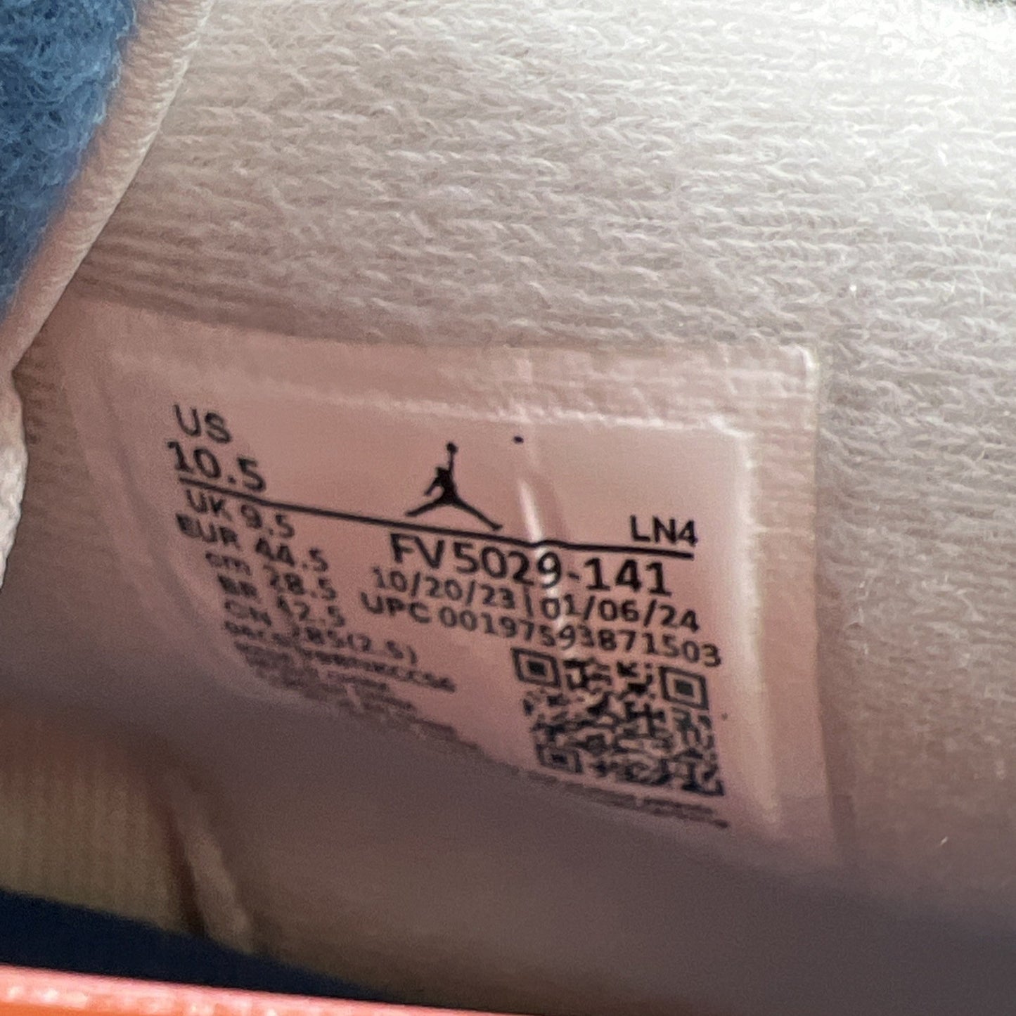Size 10.5 - Air Jordan 4 Retro 2024 Military Blue (FV5029-141)