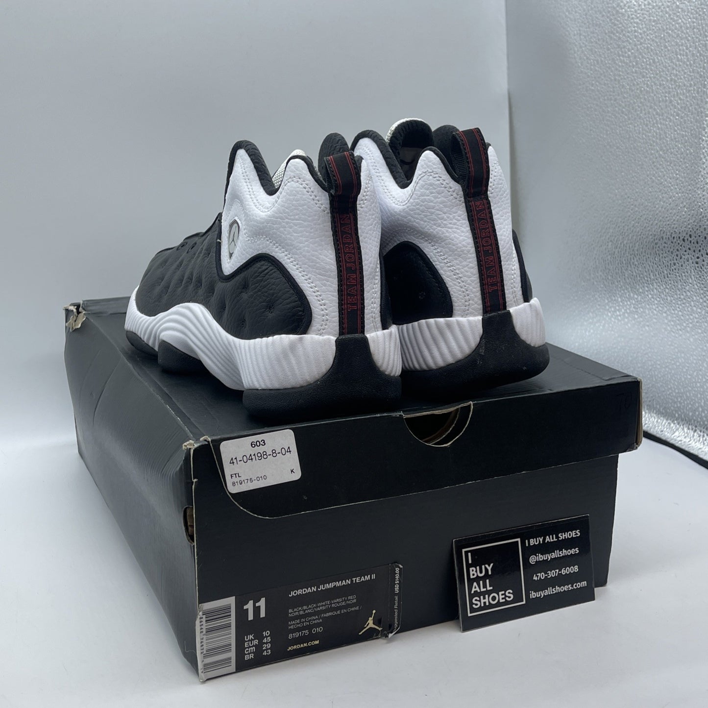 Size 11 - Jordan Jumpman Team 2 White Black Leather (819175-010)