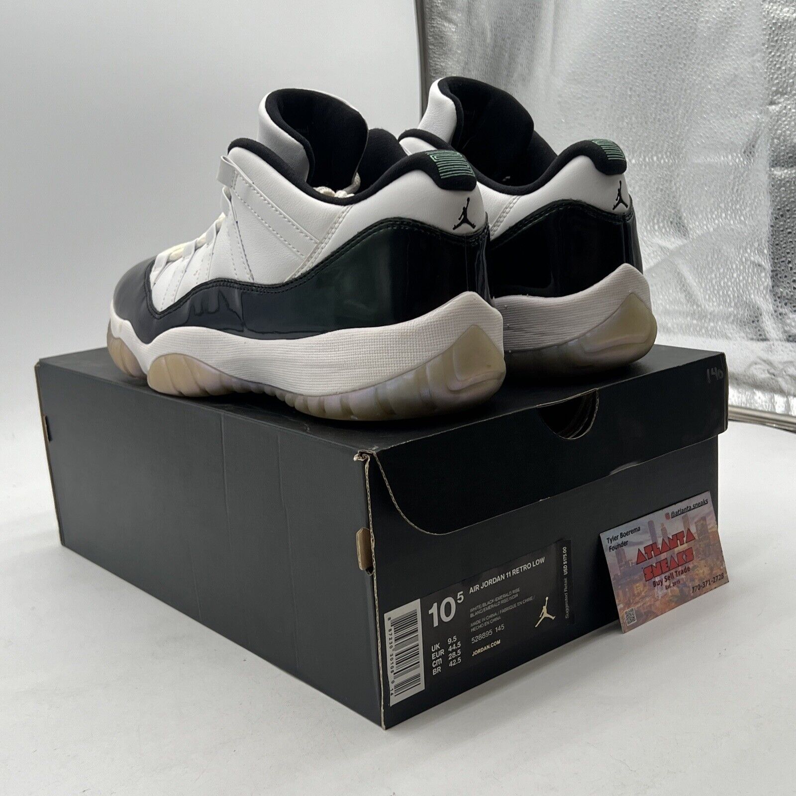 Size 10.5 - Air Jordan 11 Retro Low Emerald (528895-145)