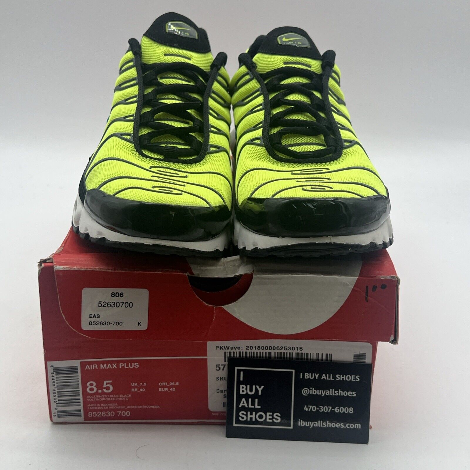 Size 8.5 - Nike Air Max Plus Volt (852620-700)