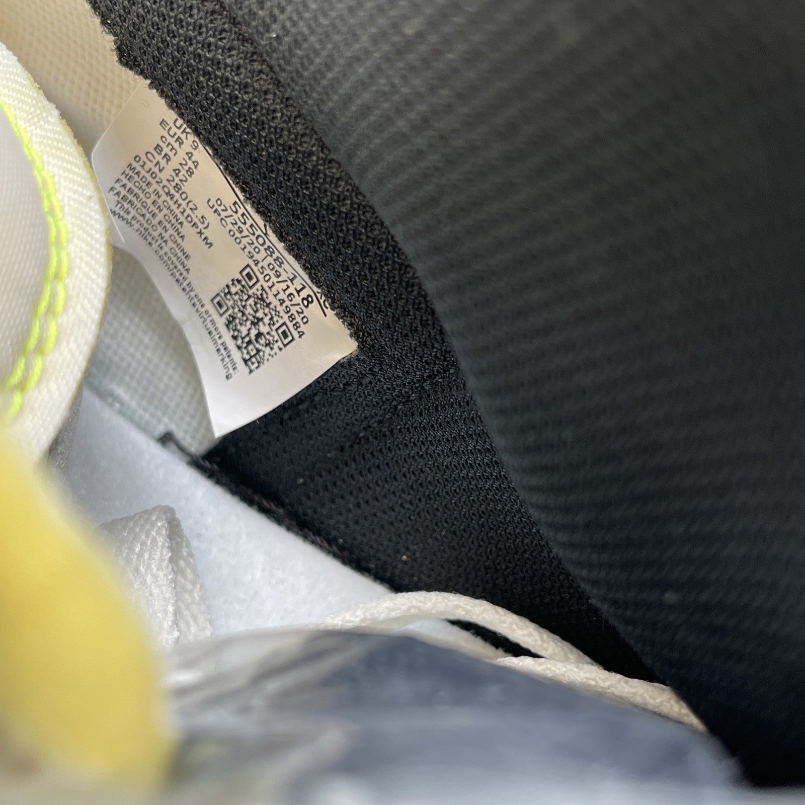 Size 10 - Jordan 1 Retro High OG Volt White Black Yellow Leather (555088-118)