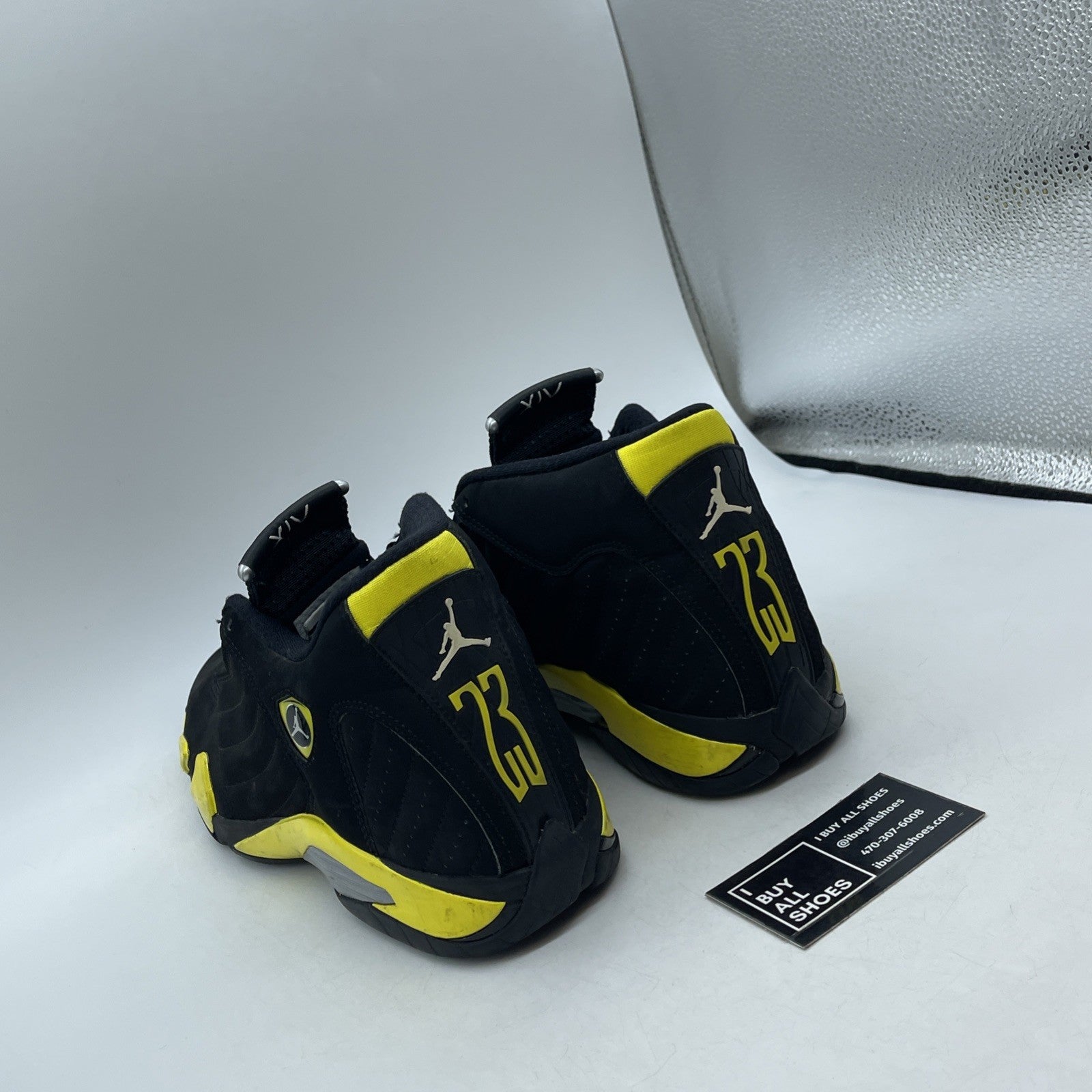 Size 11 - Air Jordan 14 Retro Thunder (487471-070)