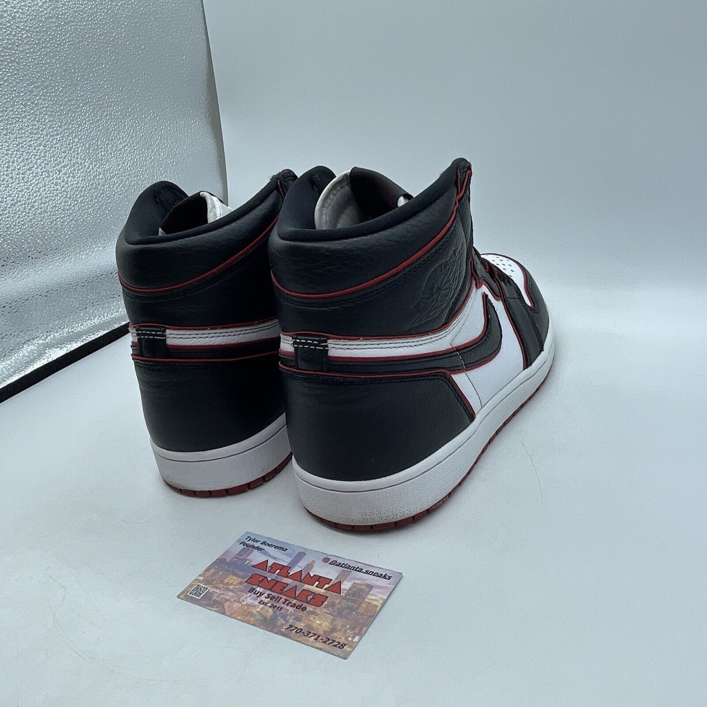 Size 10 - Jordan 1 Retro High OG Bloodline 2019 Red Black White (555088-062)