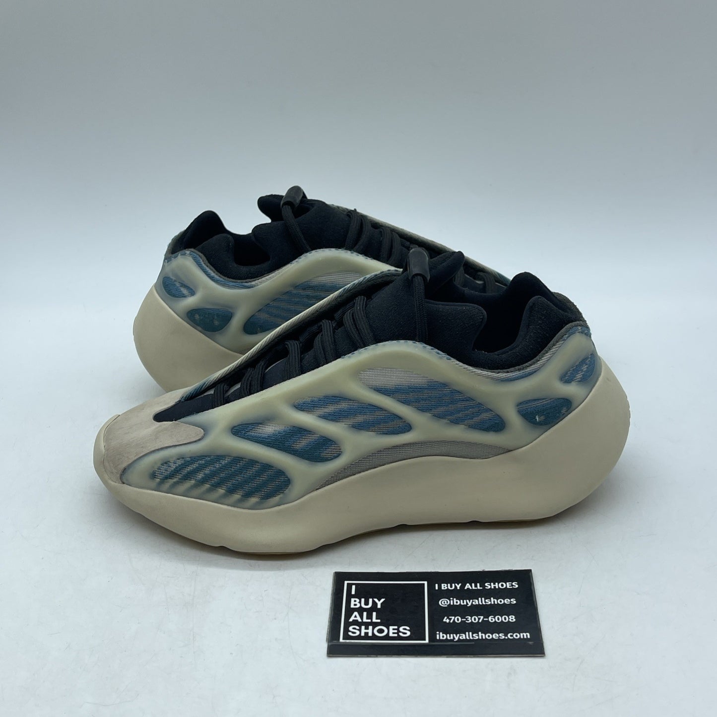 Size 5.5 - adidas Yeezy 700 V3 Kyanite (GY0260)