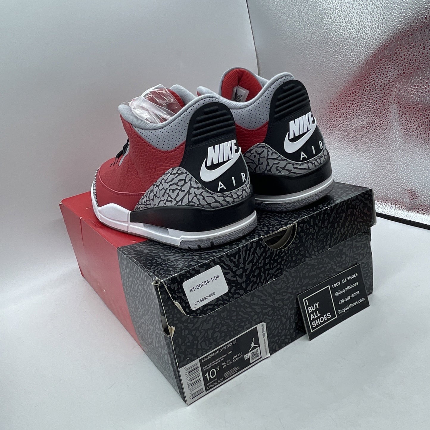 Size 10.5 - Air Jordan 3 Retro SE Mid Unite (CK5692-600)
