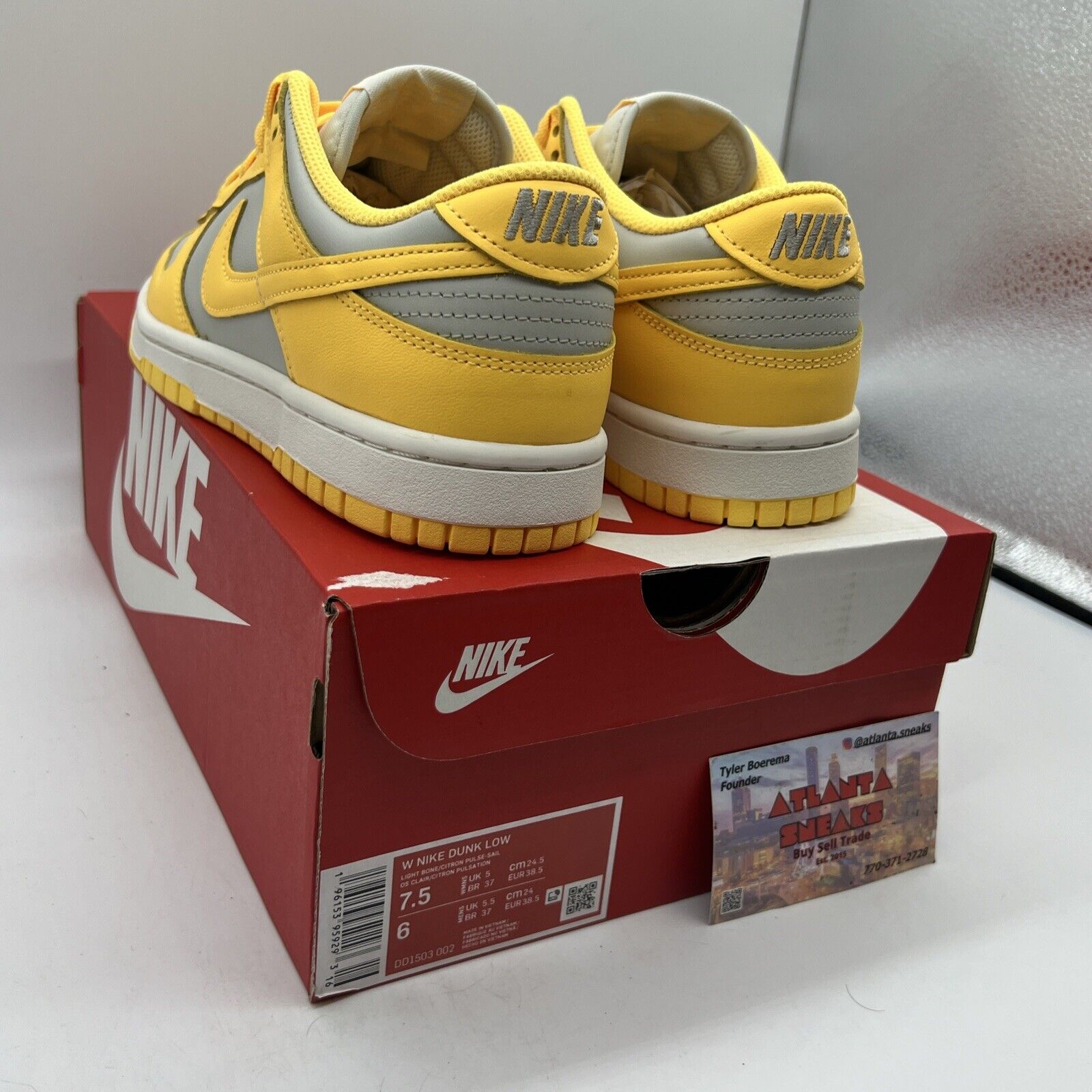 Nike Dunk Low Citron Pulse DD1503-002 Womens New Size 7.5 Brand New Og All