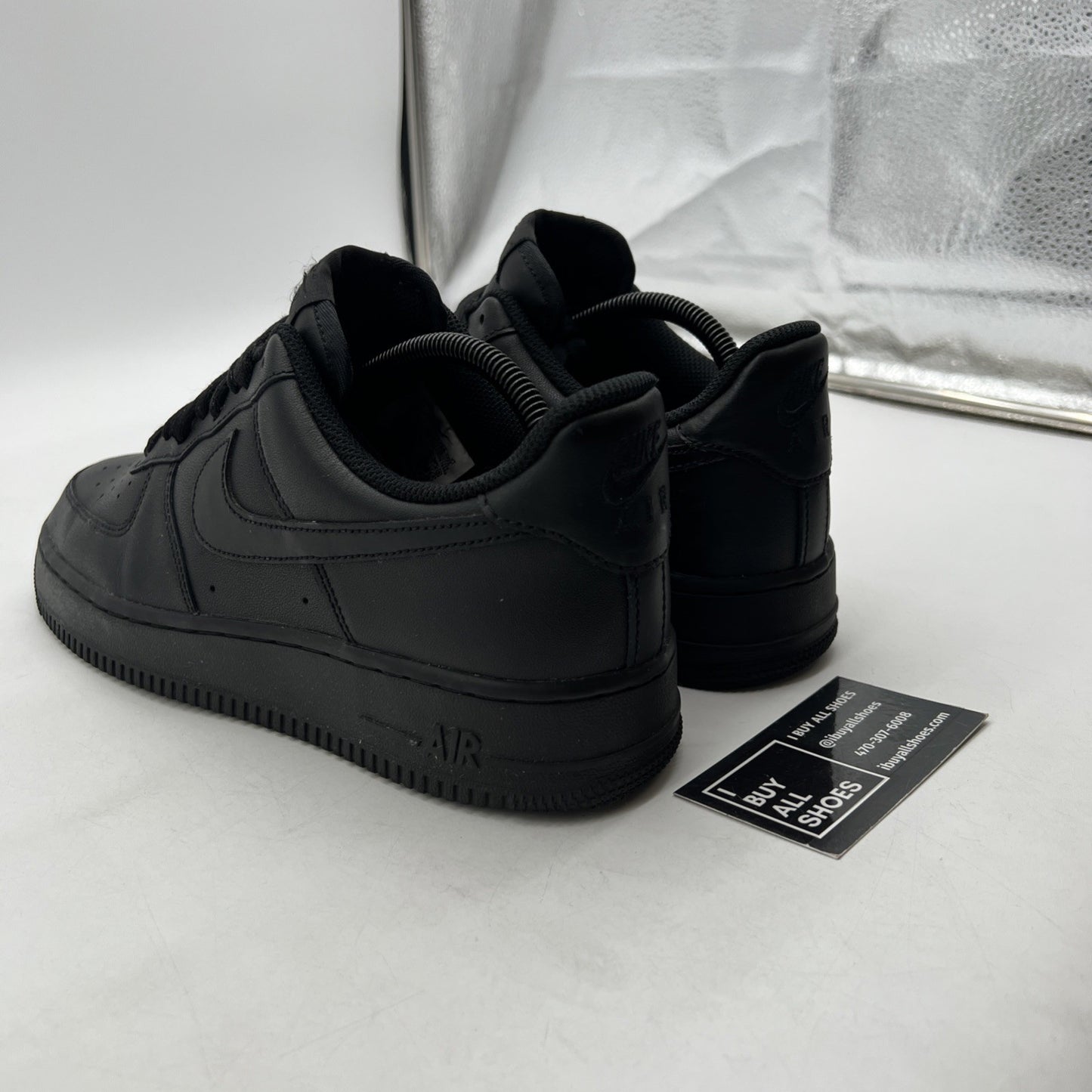 Size 9 - Nike Air Force 1 '07 Low Triple Black (CW2288-001)