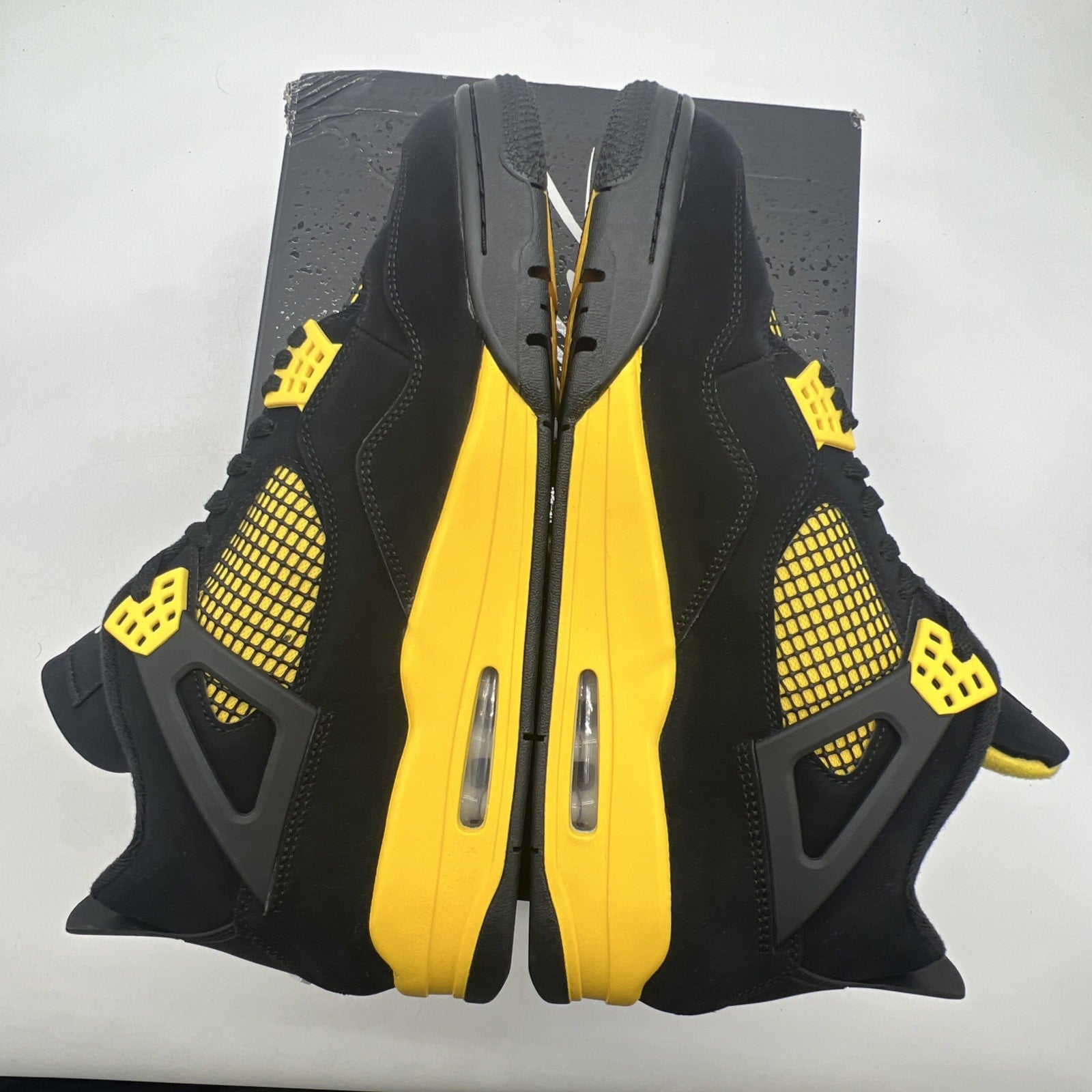 Size 13 - Air Jordan 4 Retro Mid Thunder (DH6927-017)