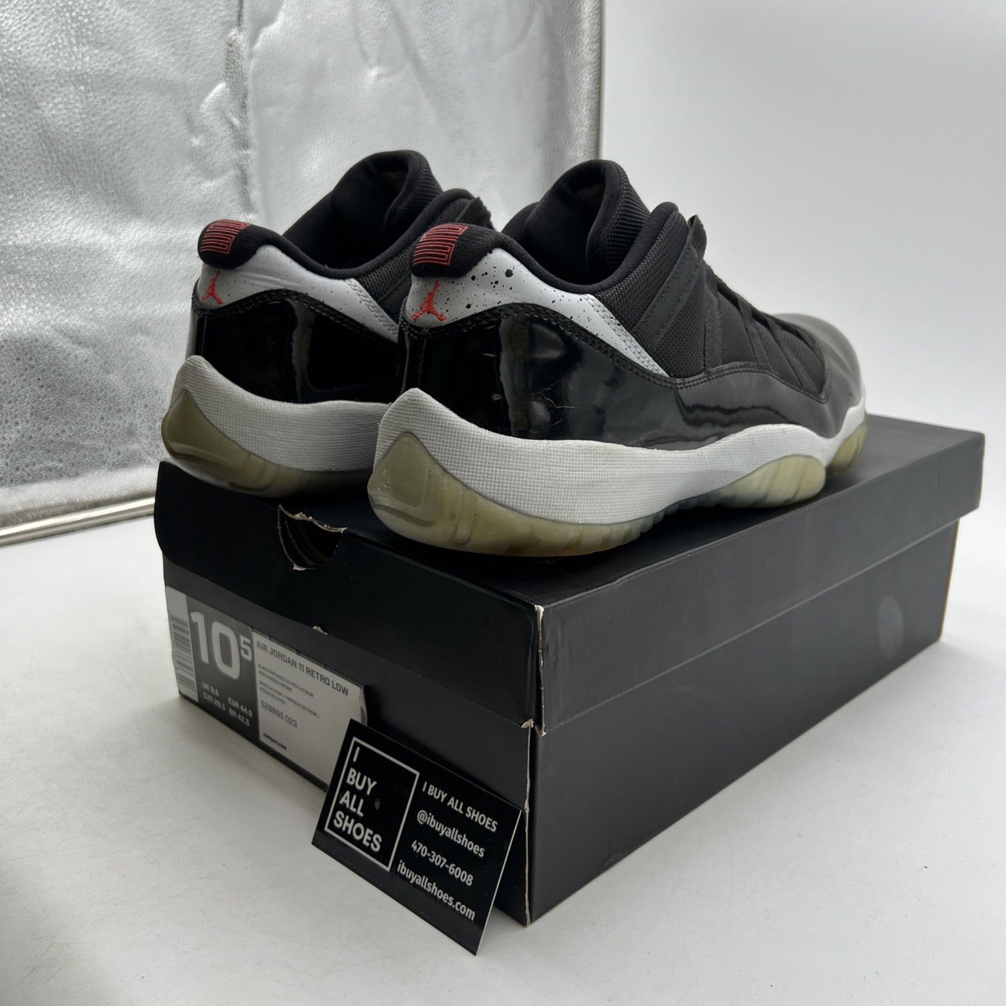 Size 10.5 - Air Jordan 11 Retro Low Infrared 23 (528895-023)