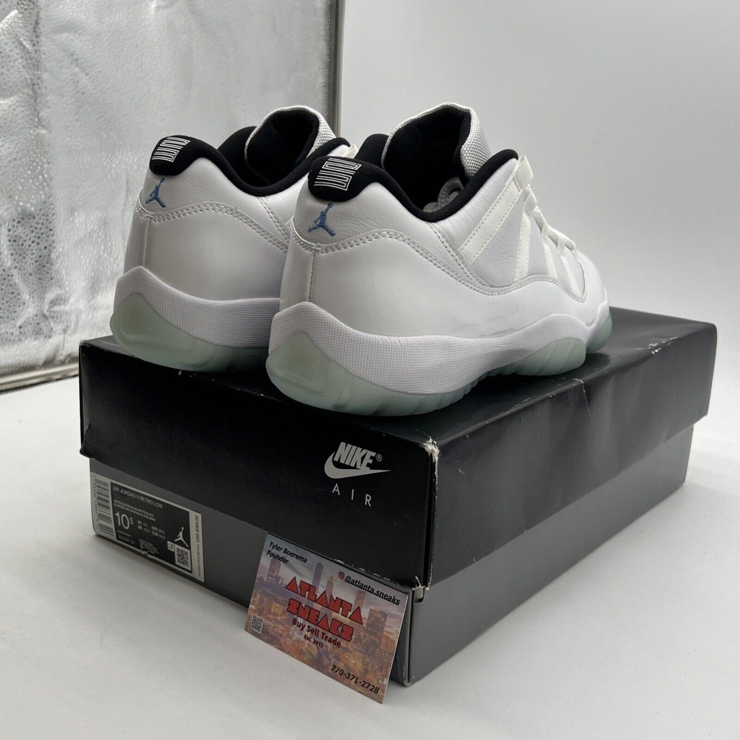 Size 10.5 - Air Jordan 11 Retro Low Legend Blue (AV2187-117)